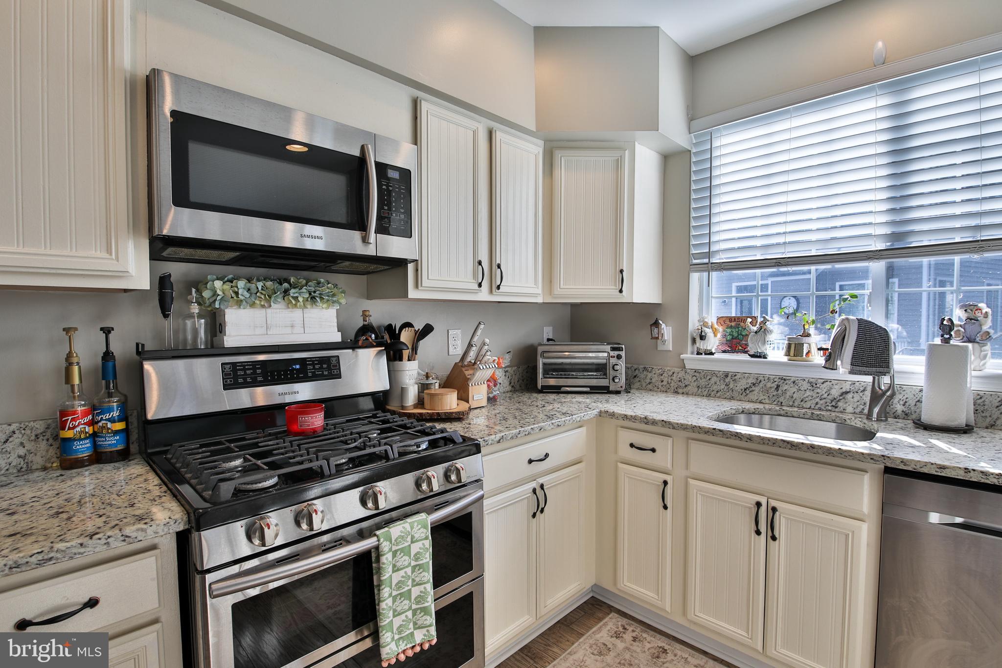 FAIRWINDS - Residential