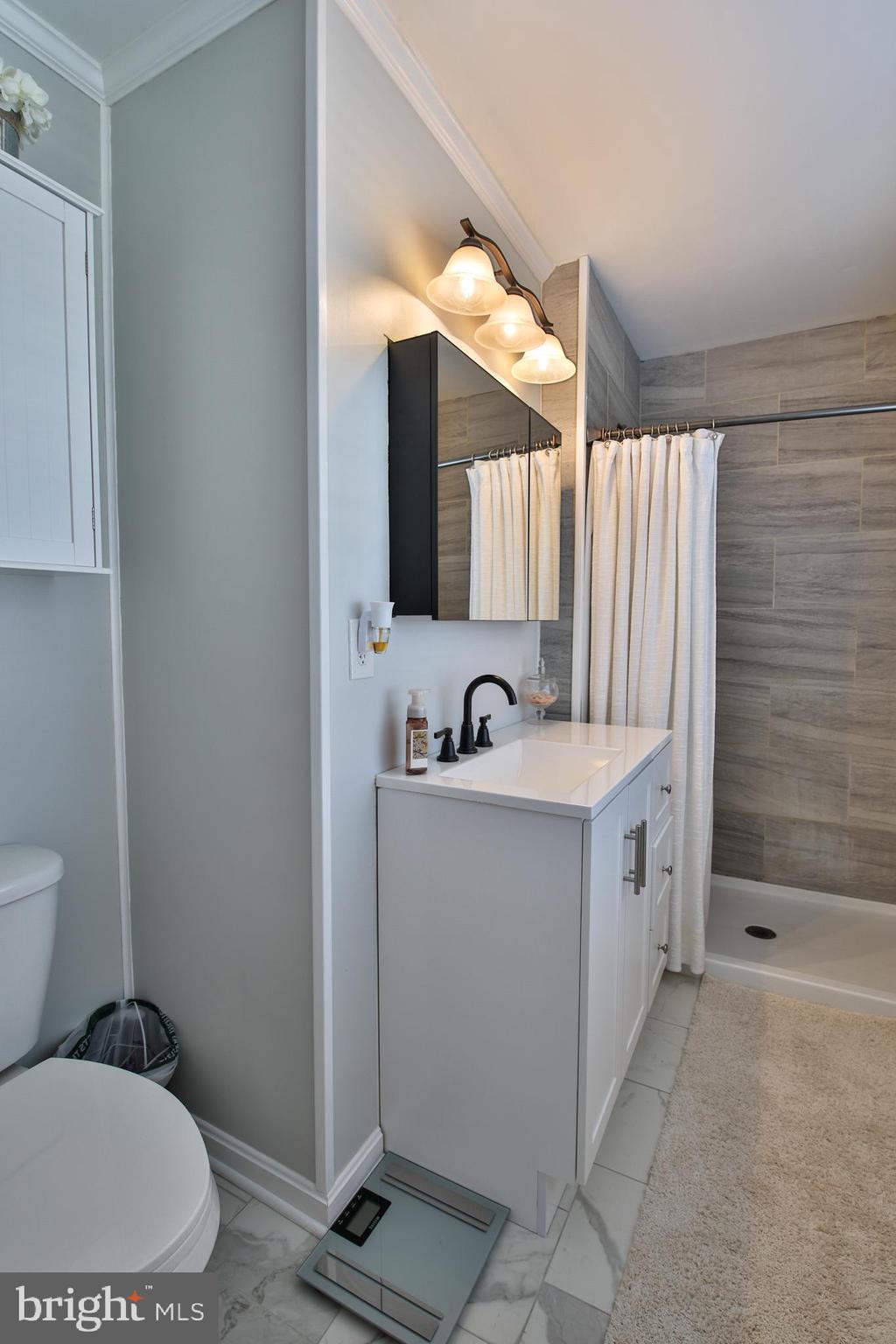 FAIRWINDS - Residential