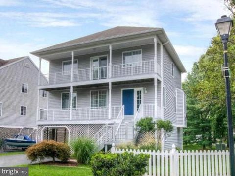 201 MARINERS POINT DRIVE MIDDLE RIVER MD 21220