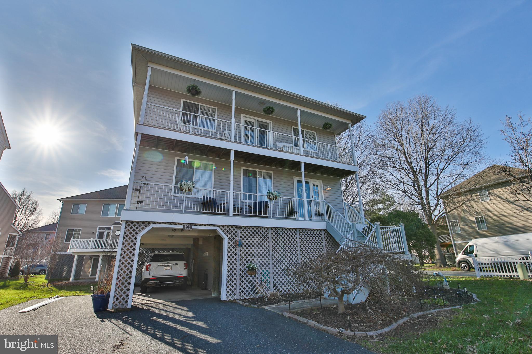 FAIRWINDS - Residential