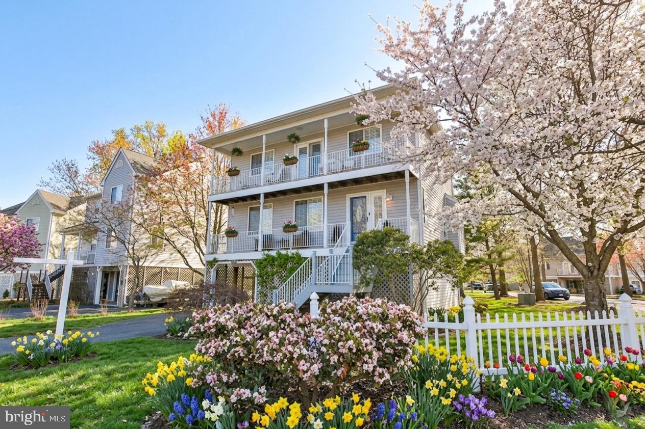 FAIRWINDS - Residential