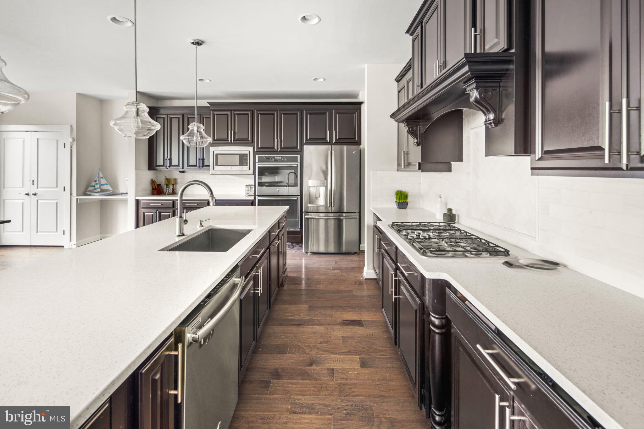 WOODSON SQUARE - Residential