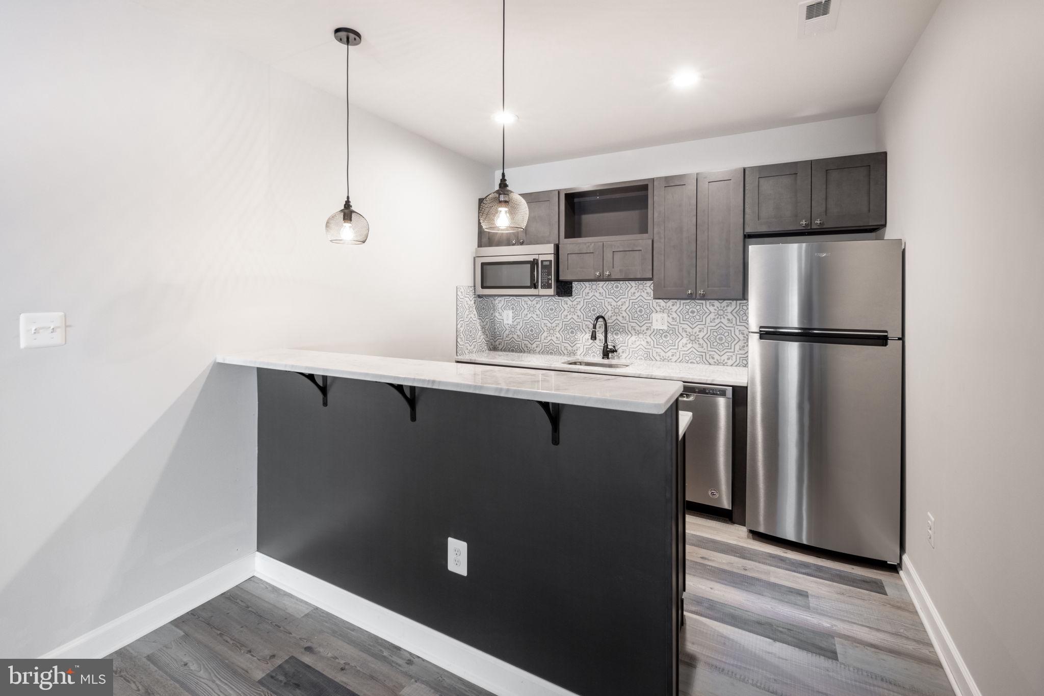 WOODSON SQUARE - Residential