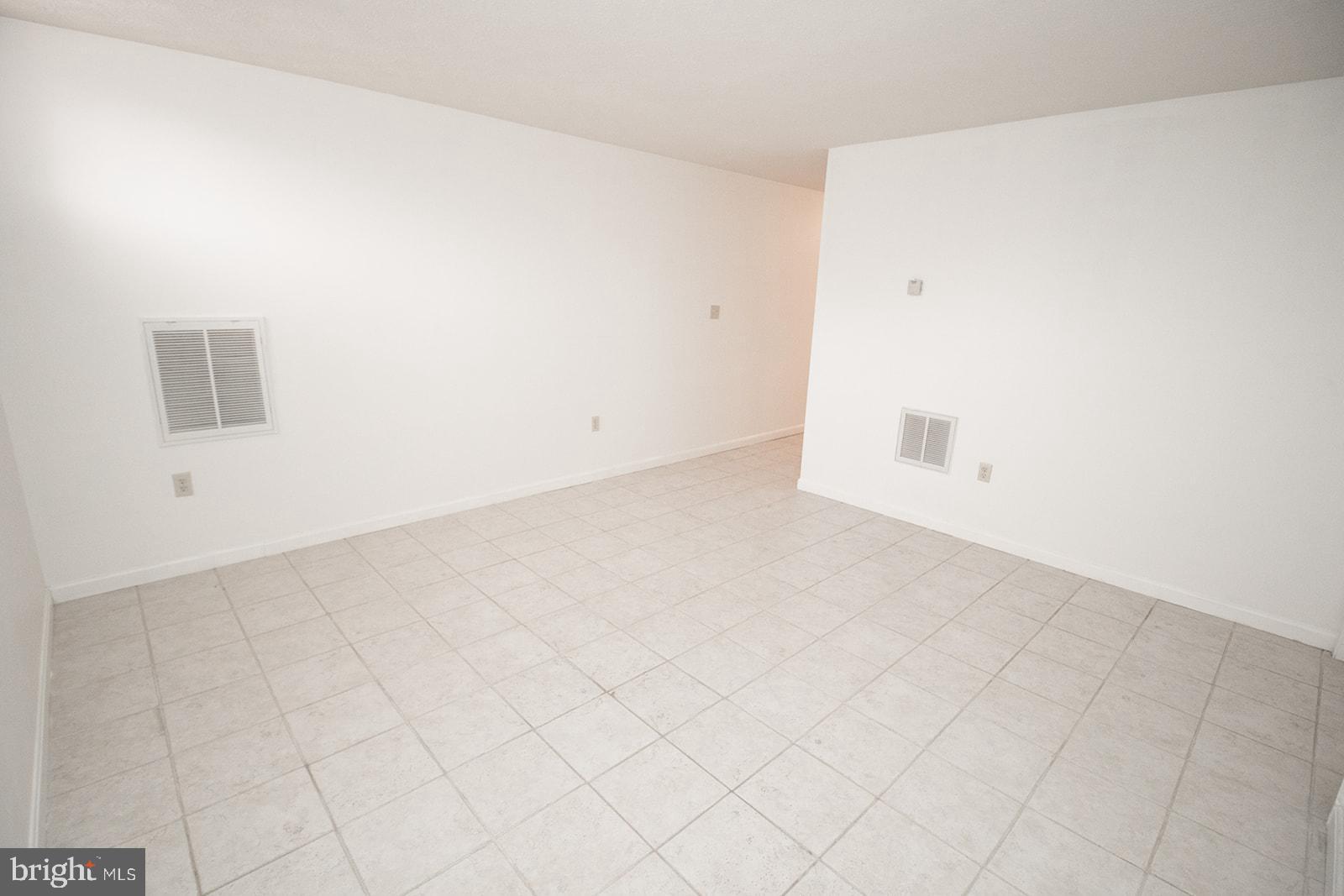 HICKORY HILLS NORTH - Residential