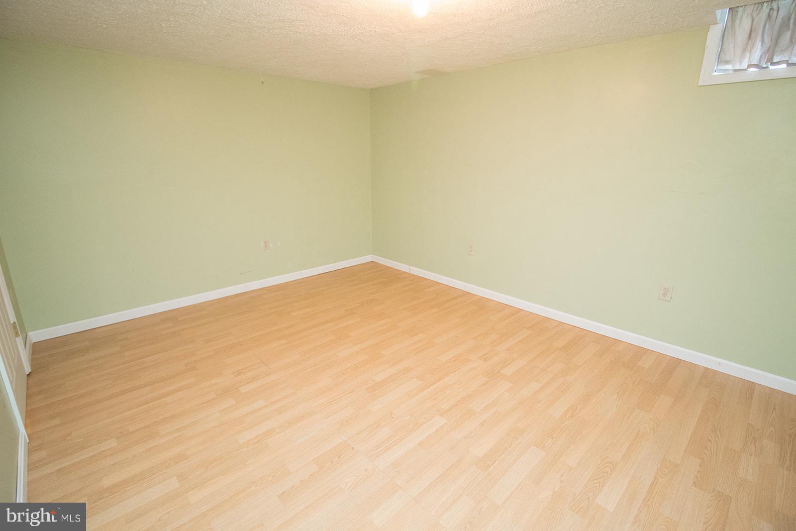 HICKORY HILLS NORTH - Residential