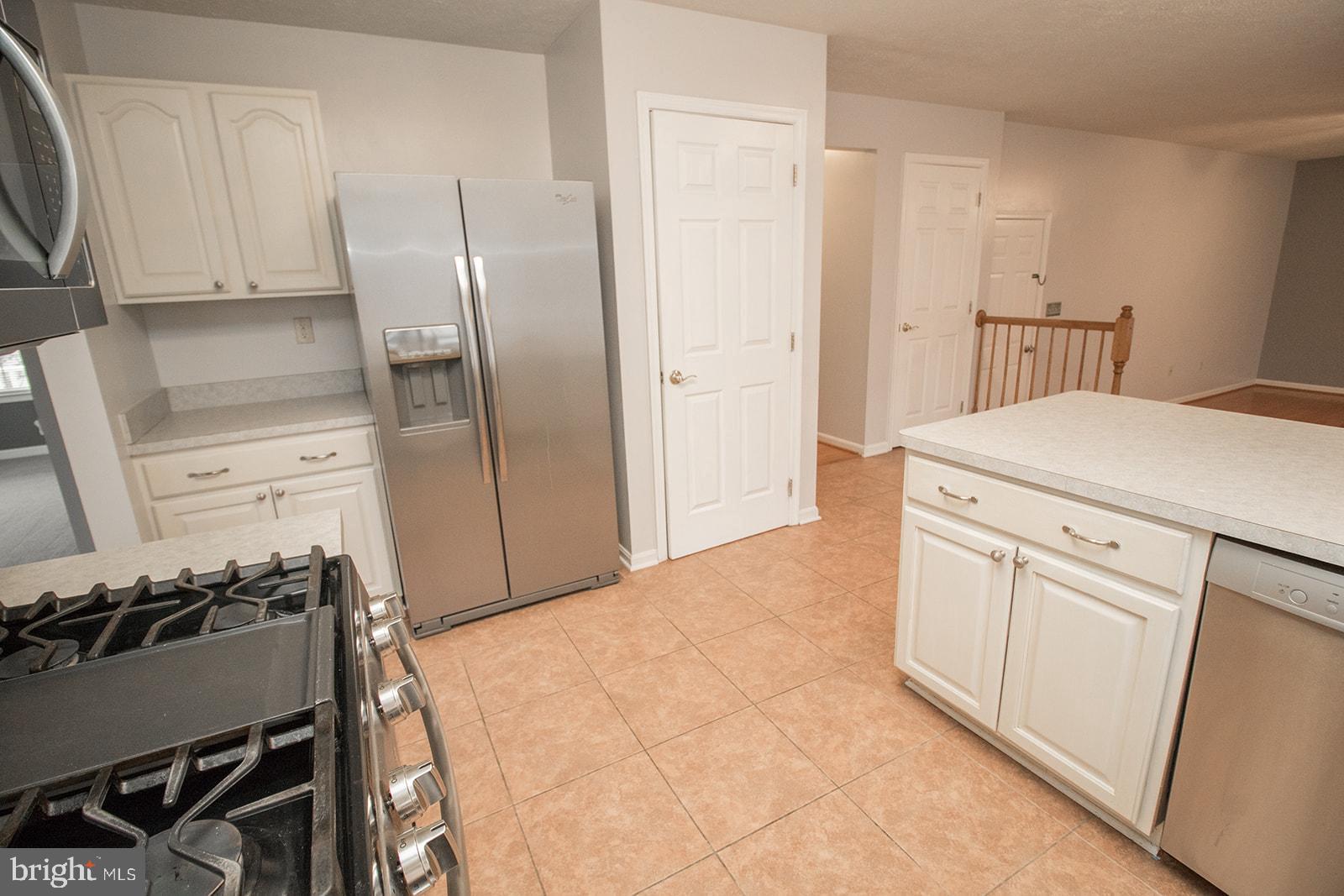 HICKORY HILLS NORTH - Residential