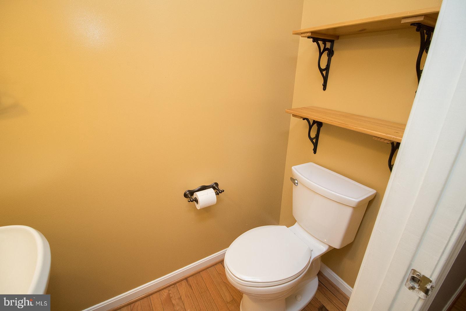 HICKORY HILLS NORTH - Residential