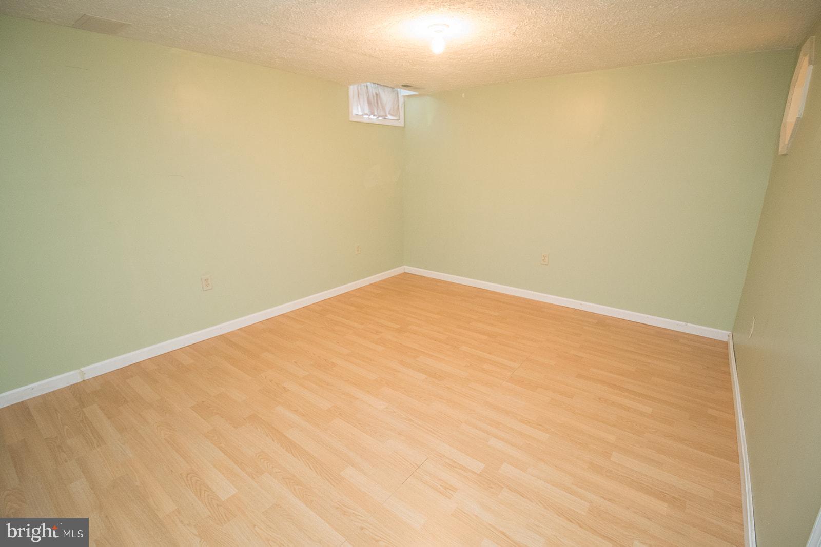 HICKORY HILLS NORTH - Residential