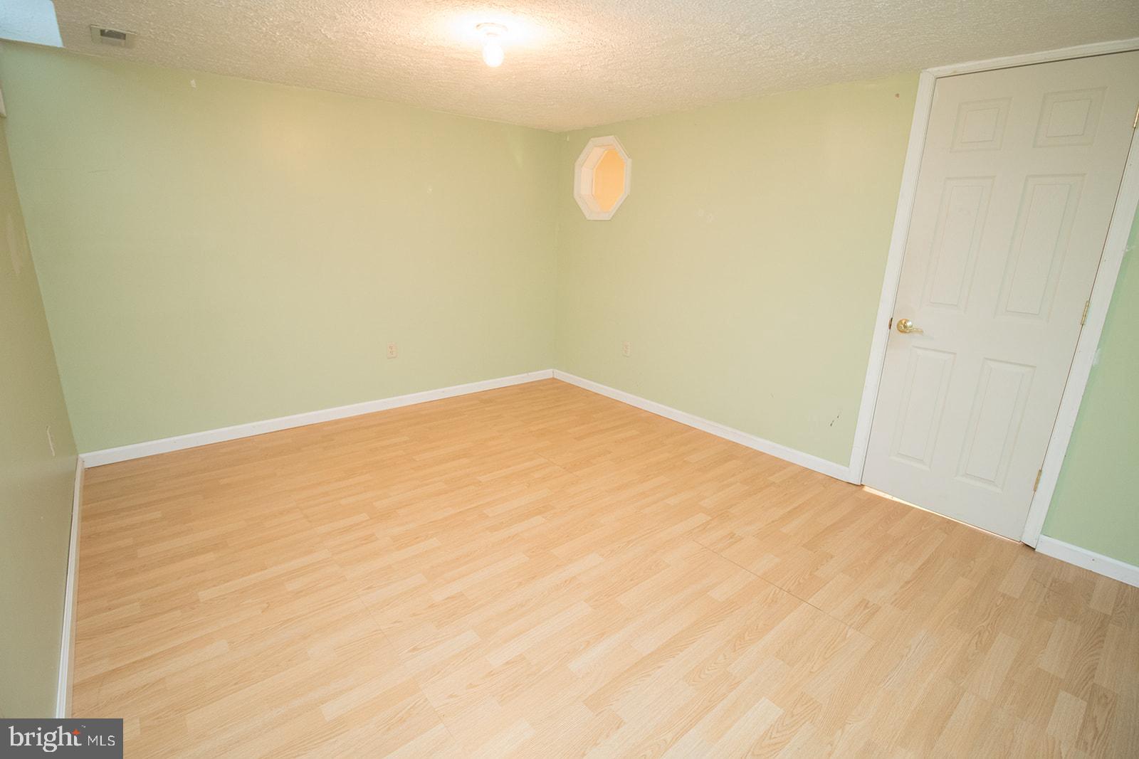 HICKORY HILLS NORTH - Residential