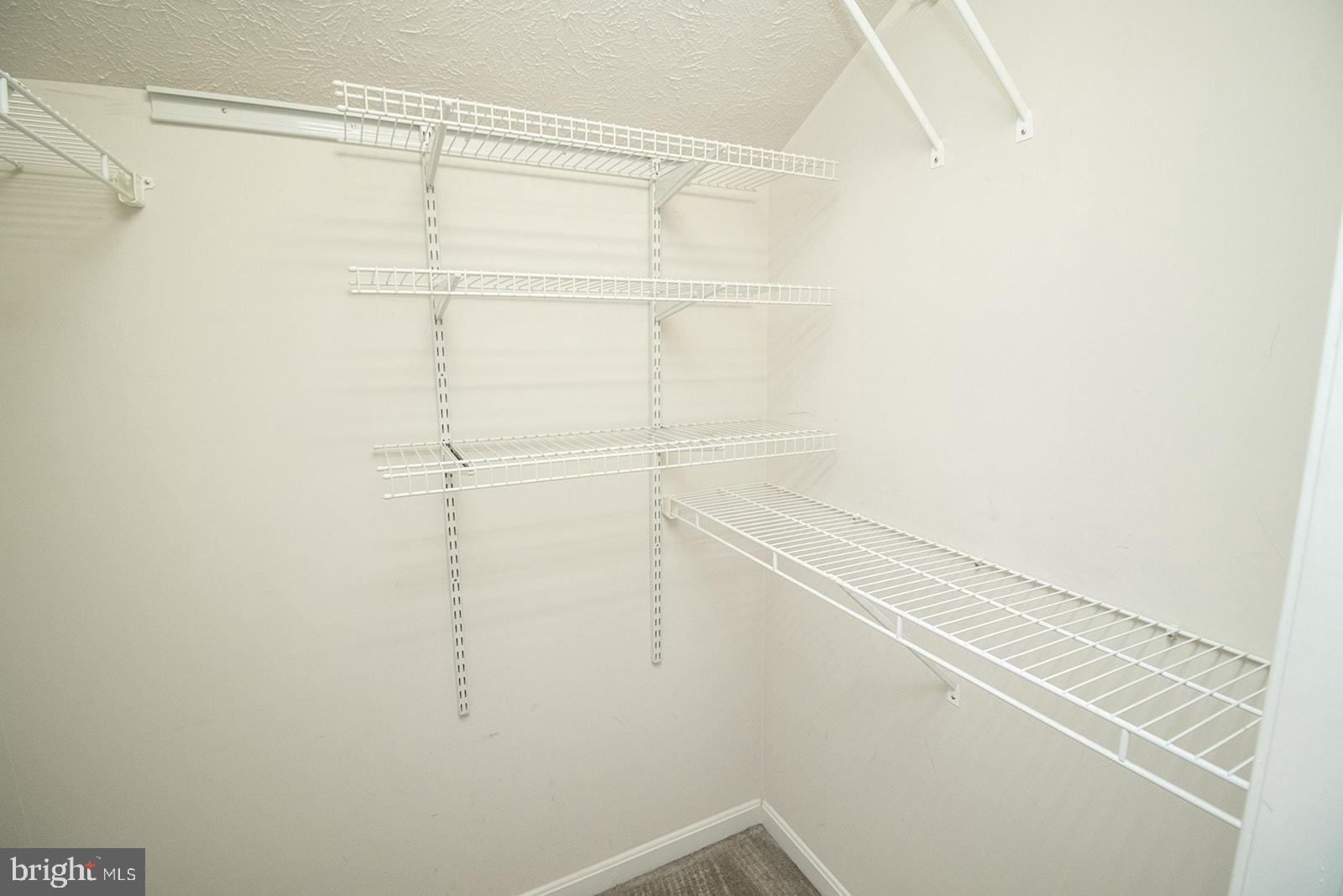 HICKORY HILLS NORTH - Residential