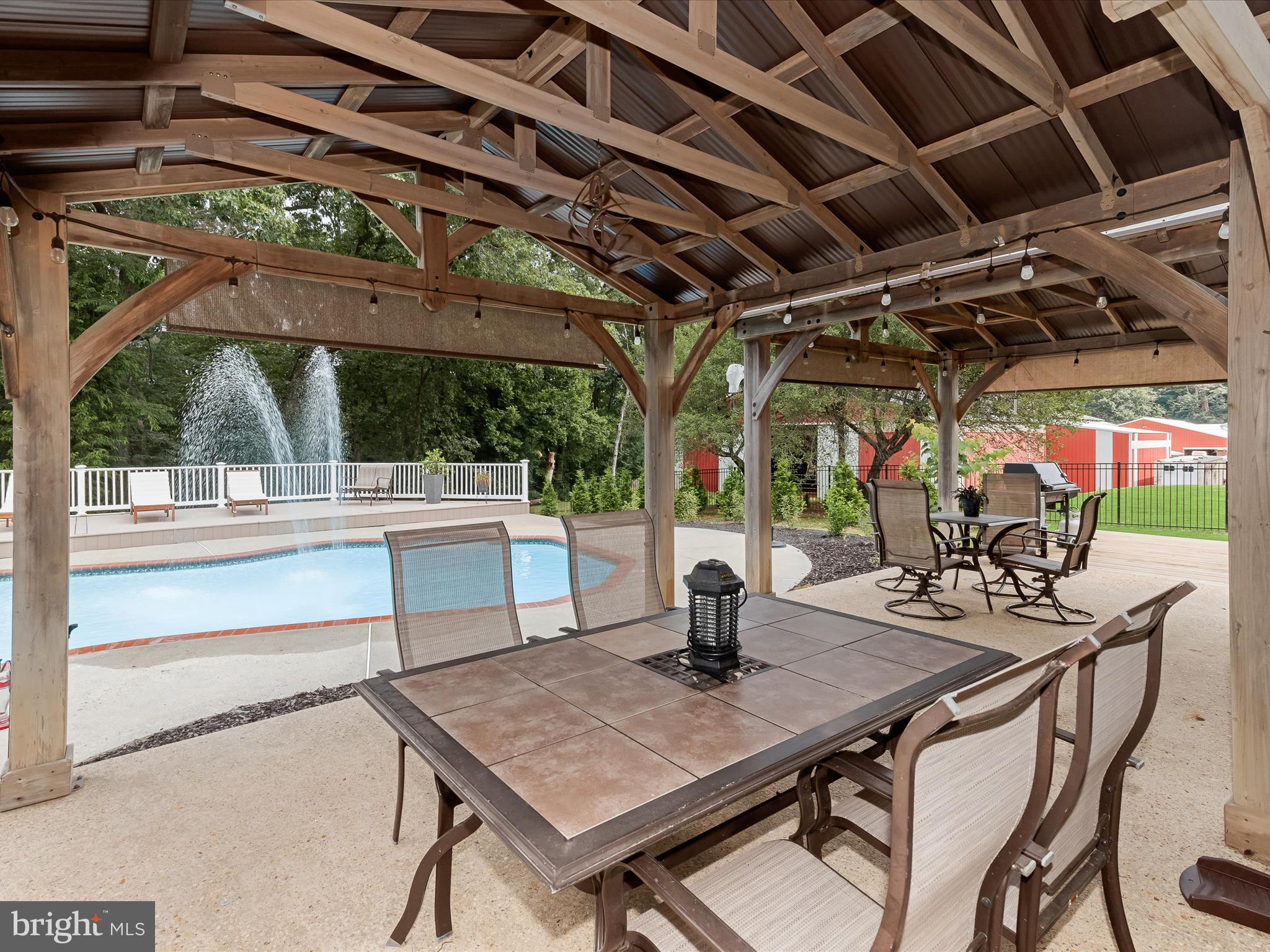 DAMASCUS OUTSIDE - Residential