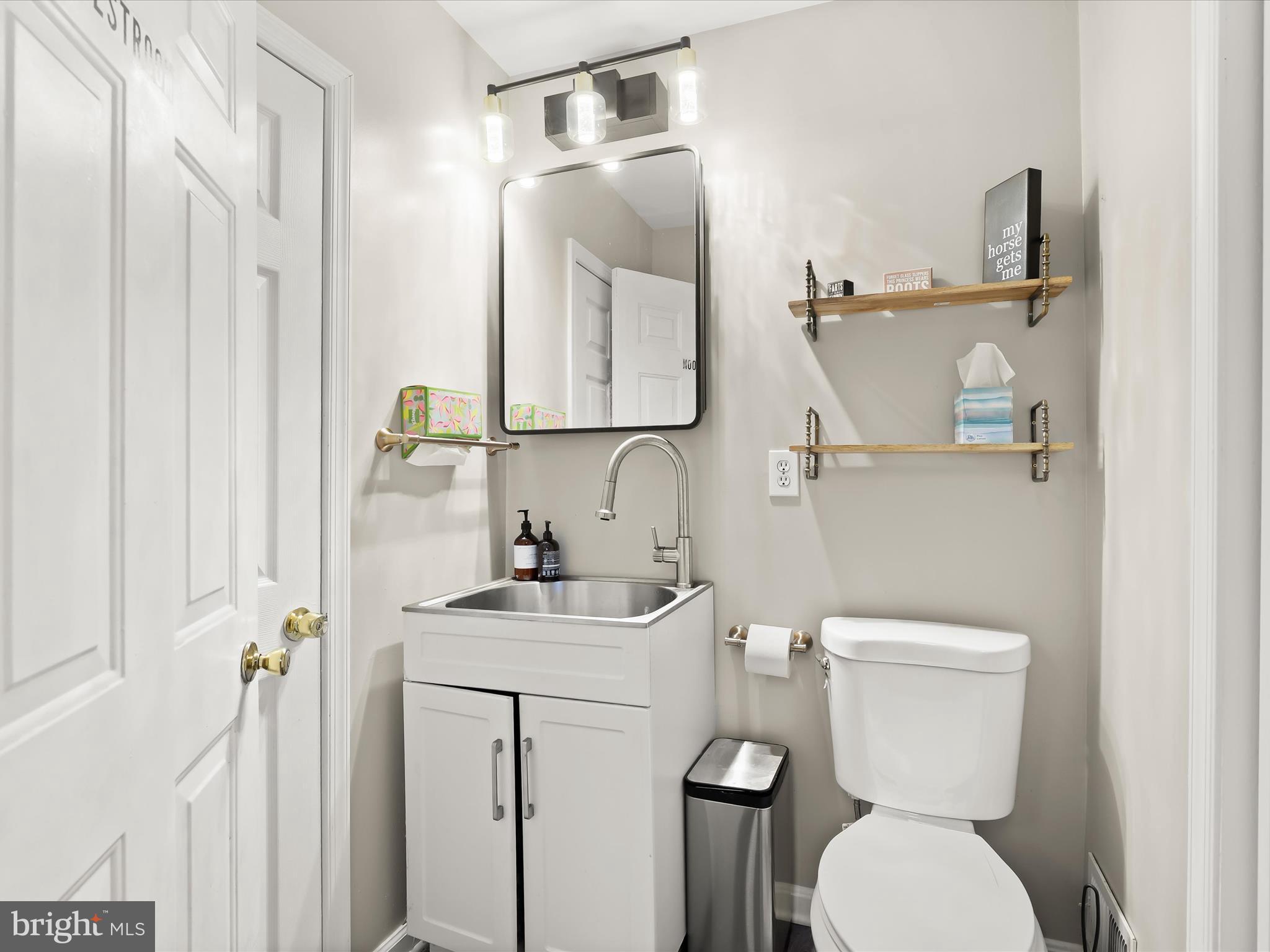 DAMASCUS OUTSIDE - Residential