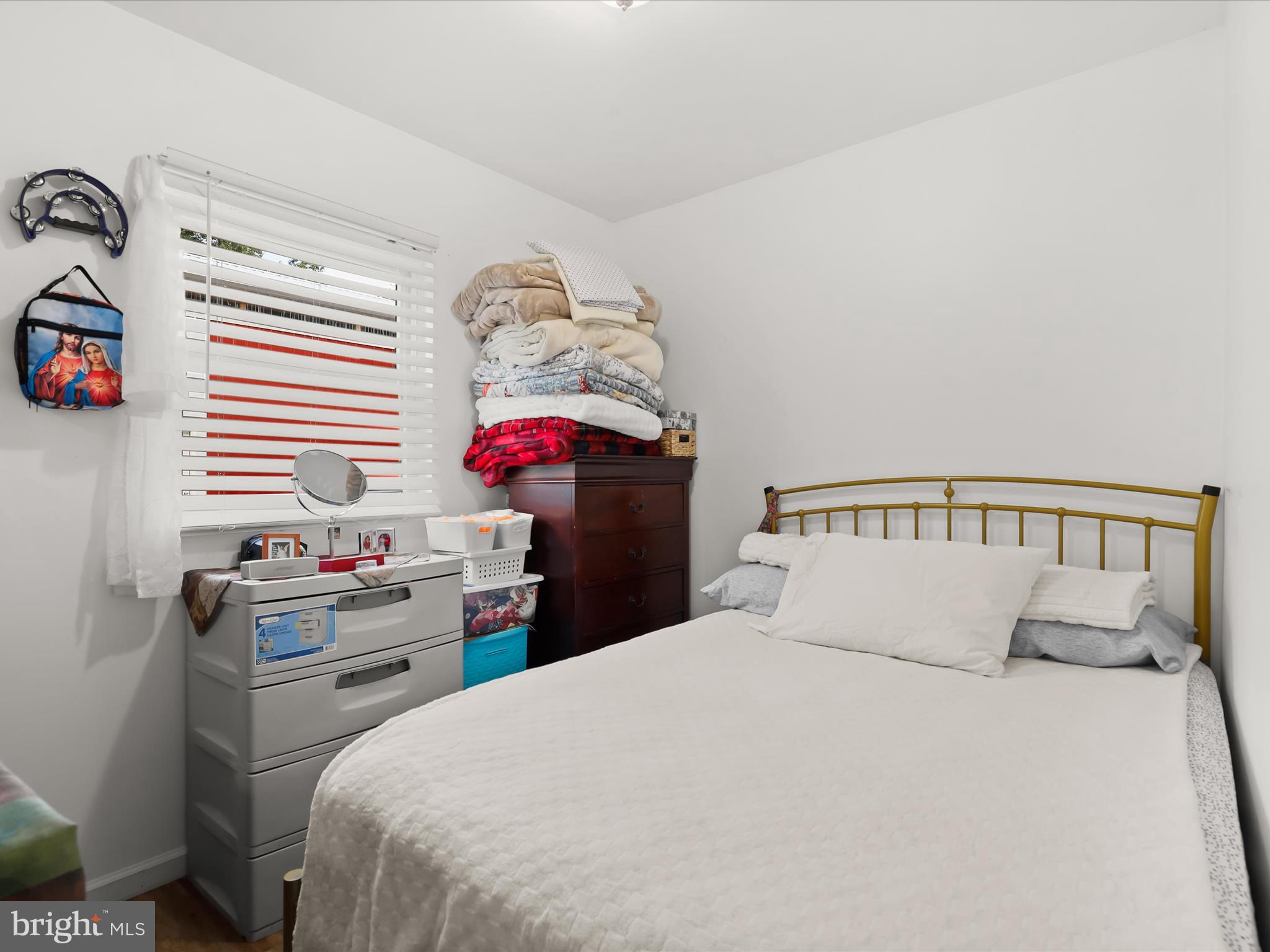 DAMASCUS OUTSIDE - Residential