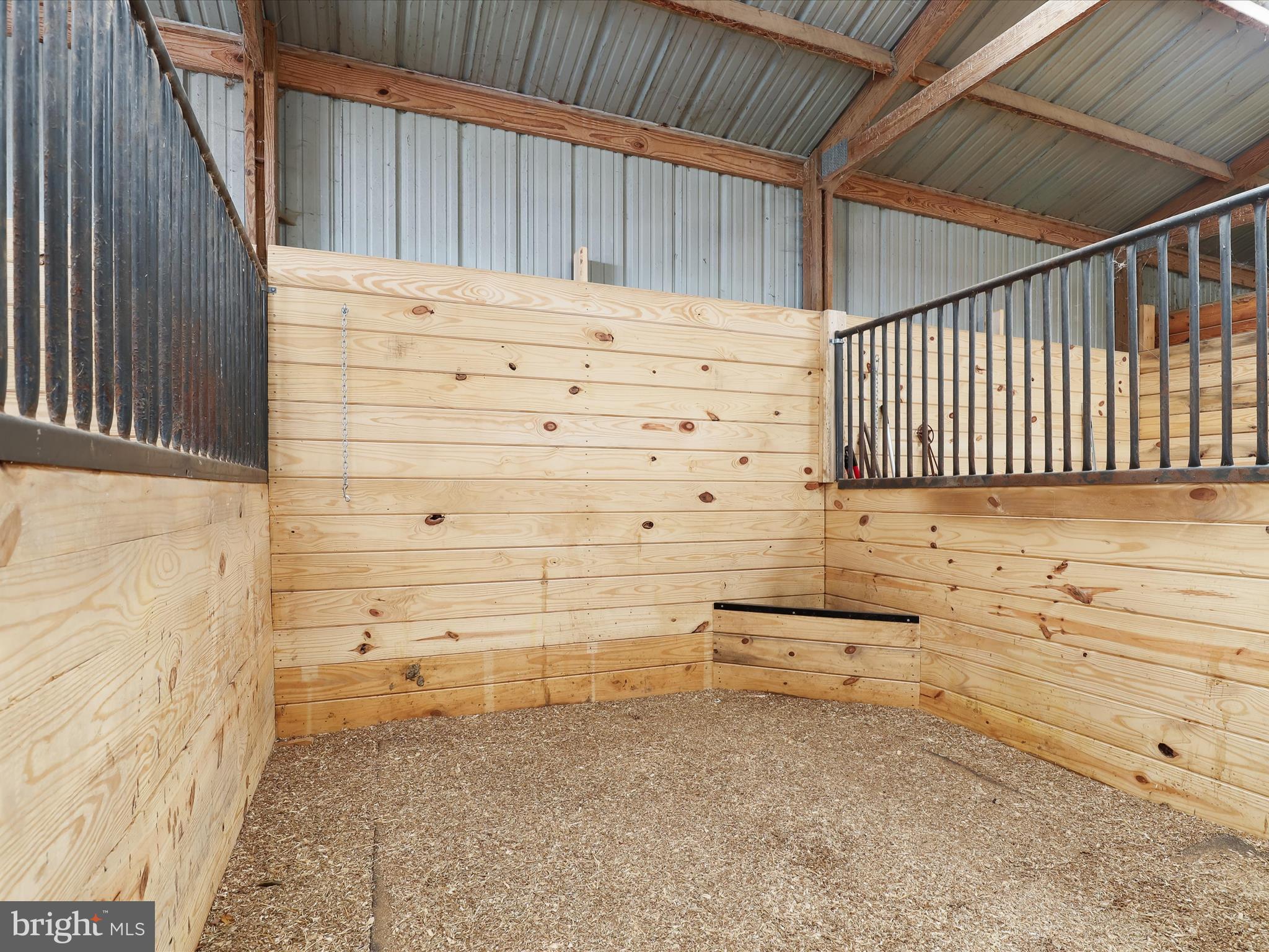 DAMASCUS OUTSIDE - Residential