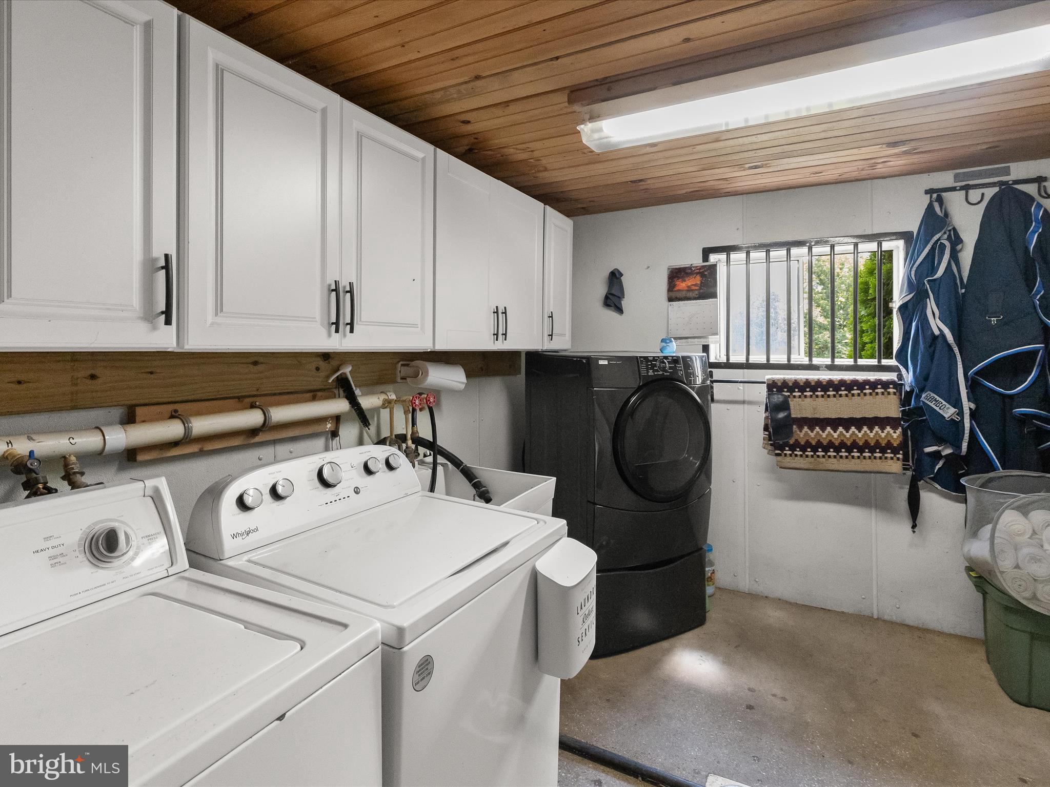 DAMASCUS OUTSIDE - Residential