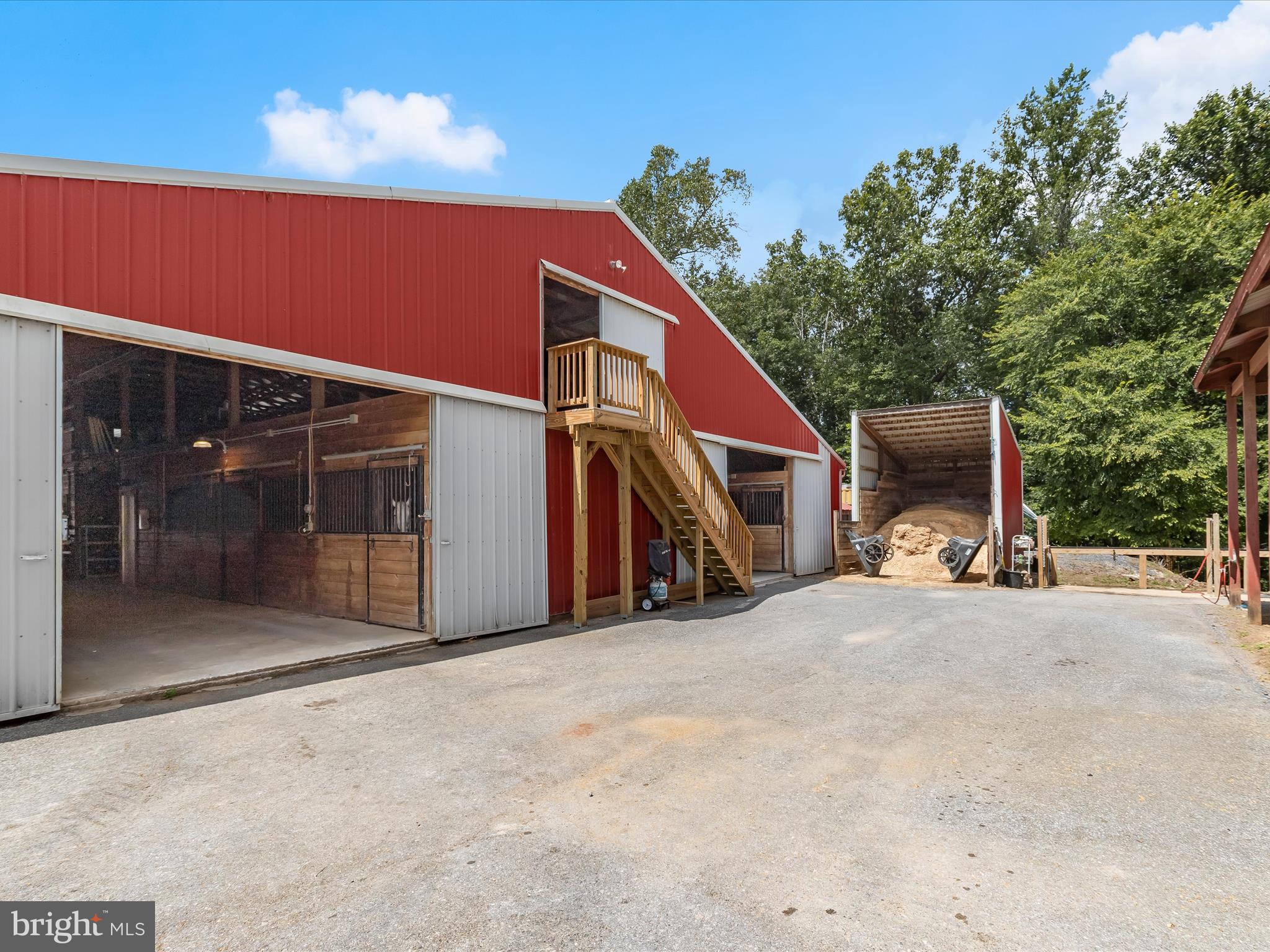 DAMASCUS OUTSIDE - Residential