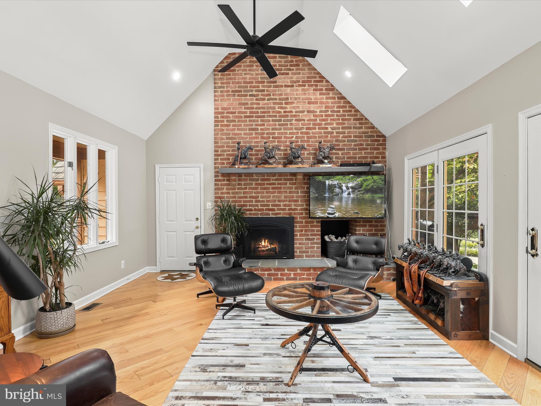 DAMASCUS OUTSIDE - Residential