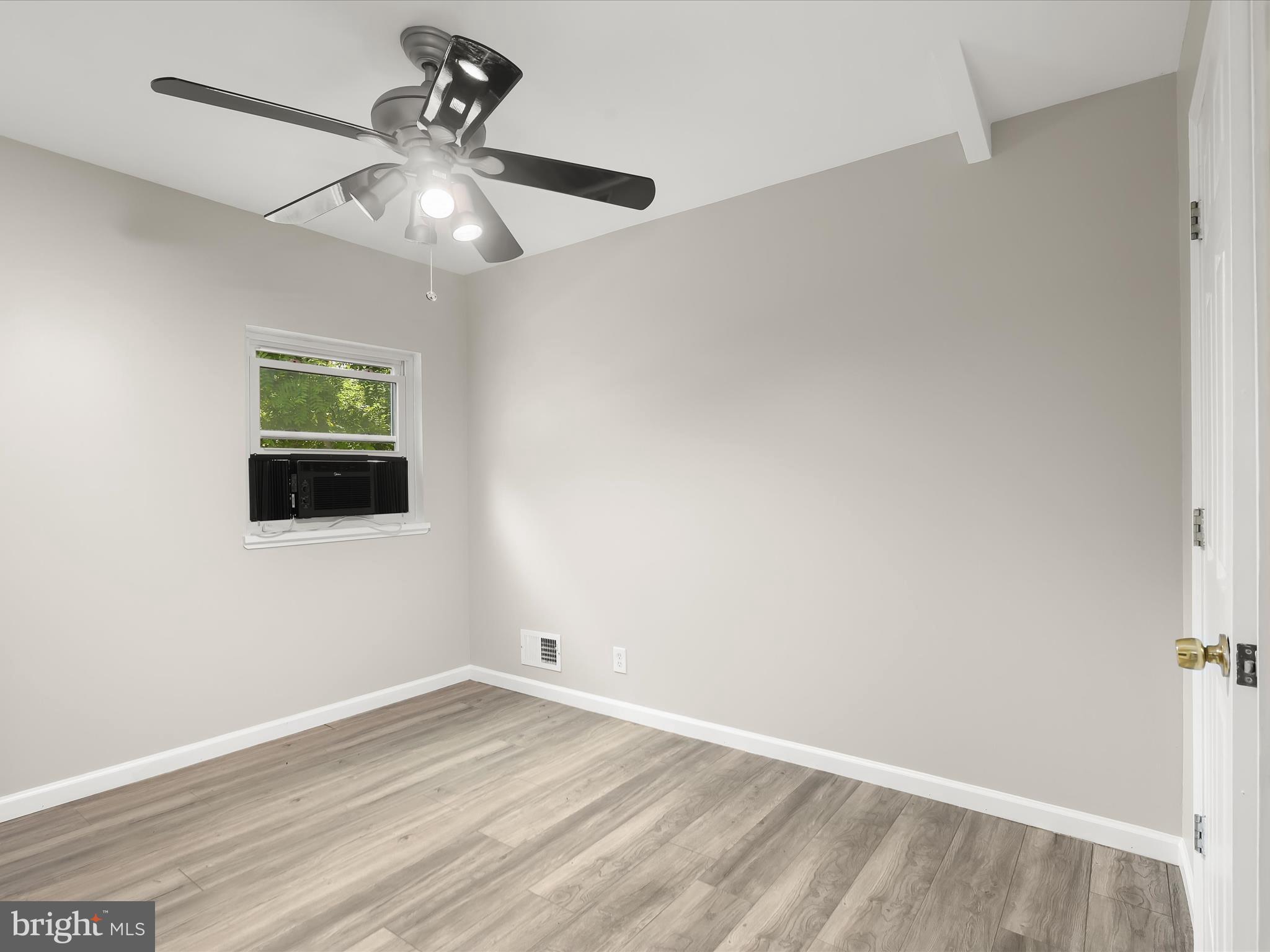 DAMASCUS OUTSIDE - Residential