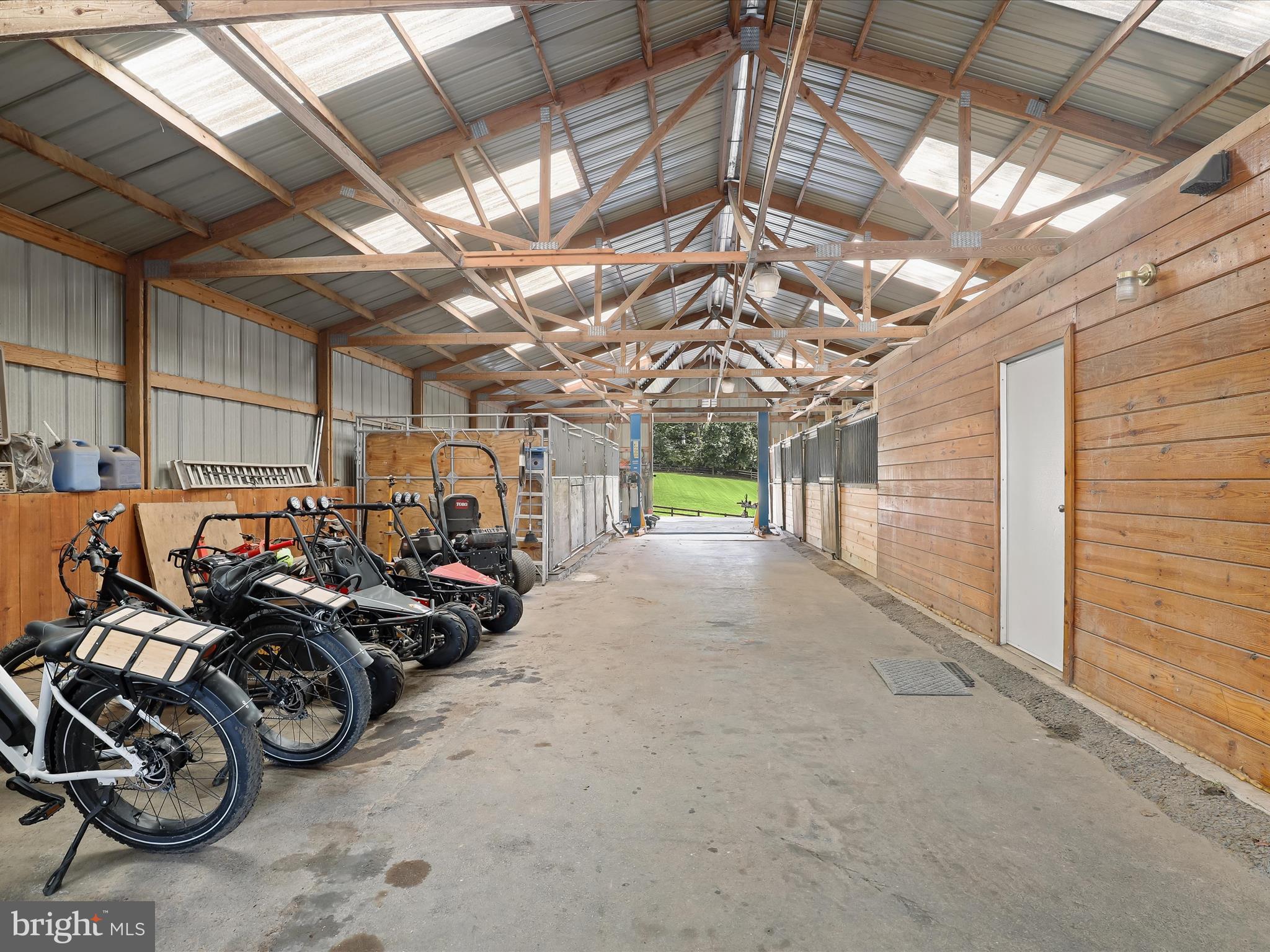 DAMASCUS OUTSIDE - Residential