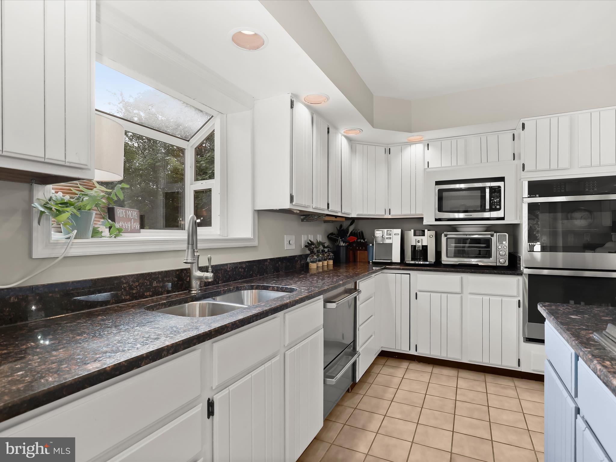 DAMASCUS OUTSIDE - Residential