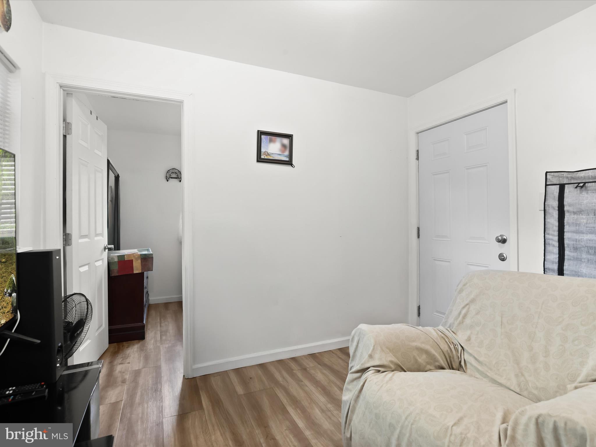 DAMASCUS OUTSIDE - Residential