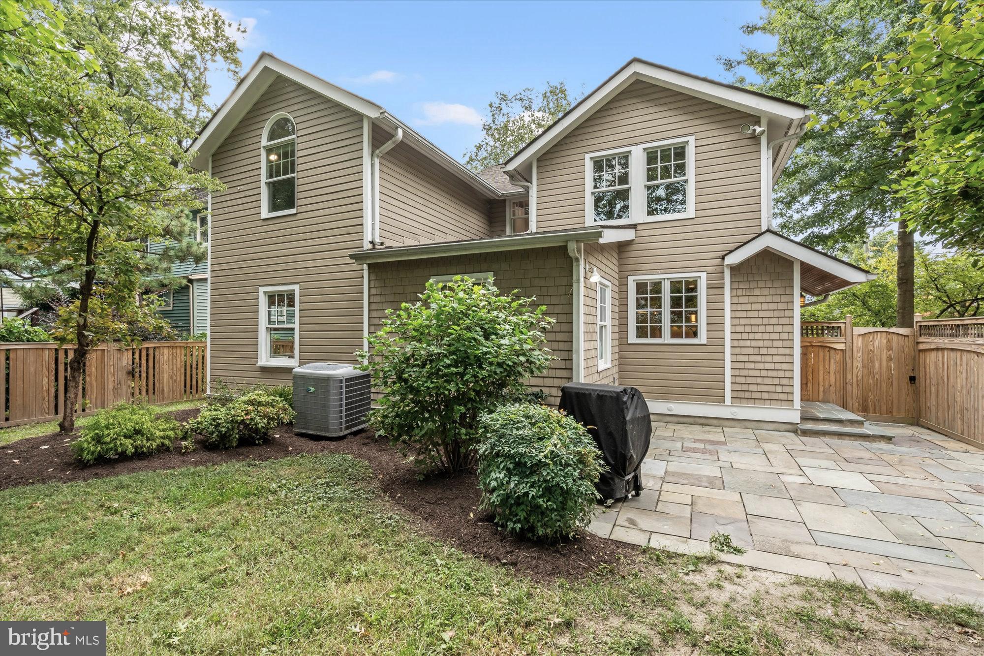 DEL RAY - Residential