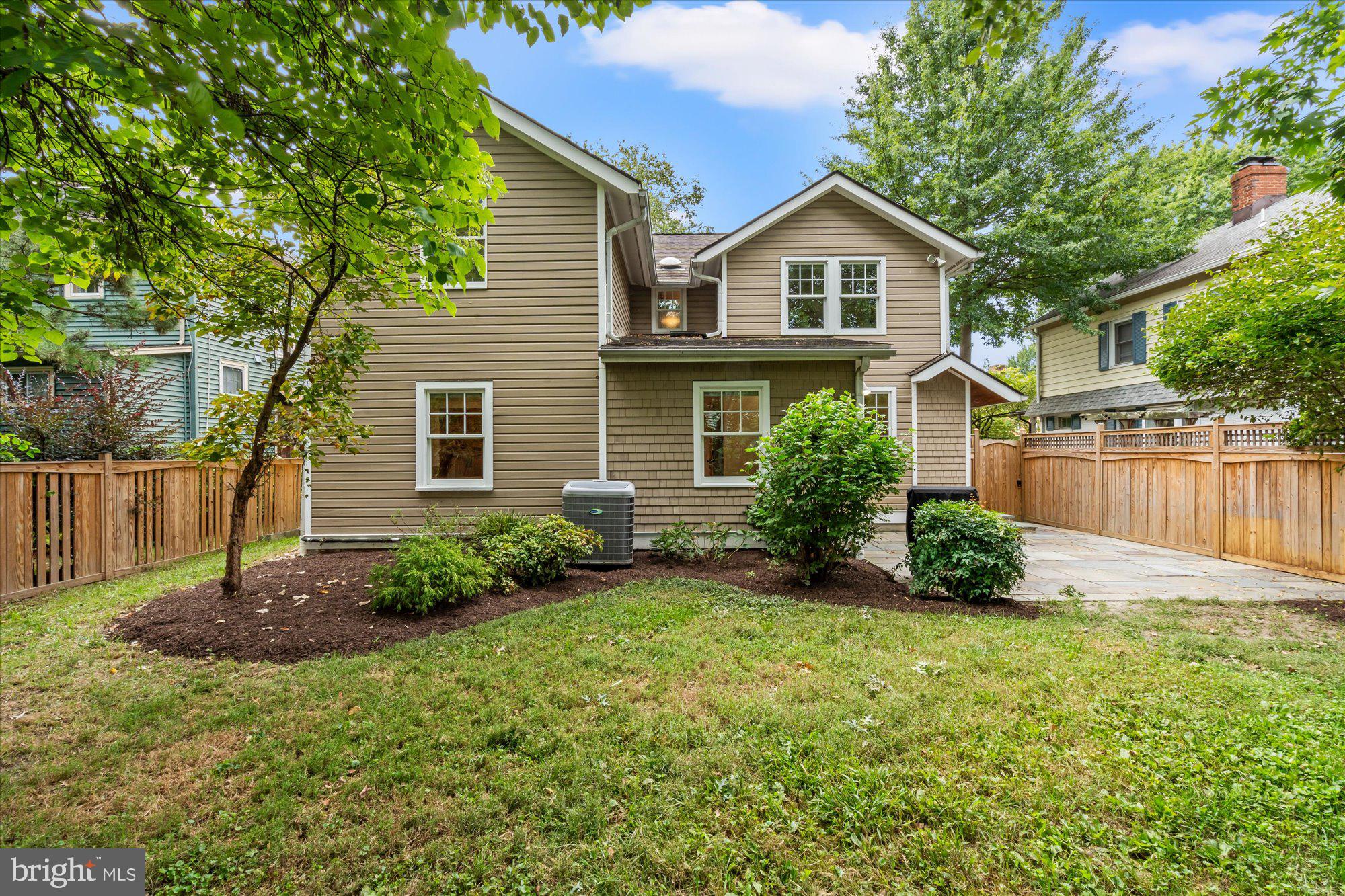 DEL RAY - Residential