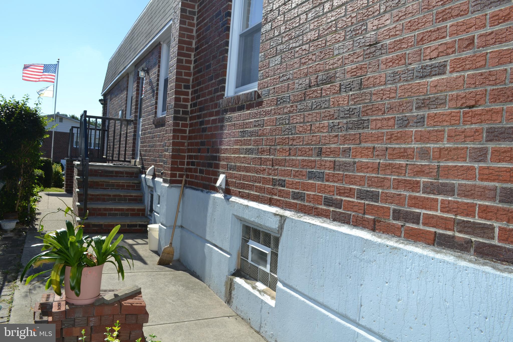 SOMERTON - Residential