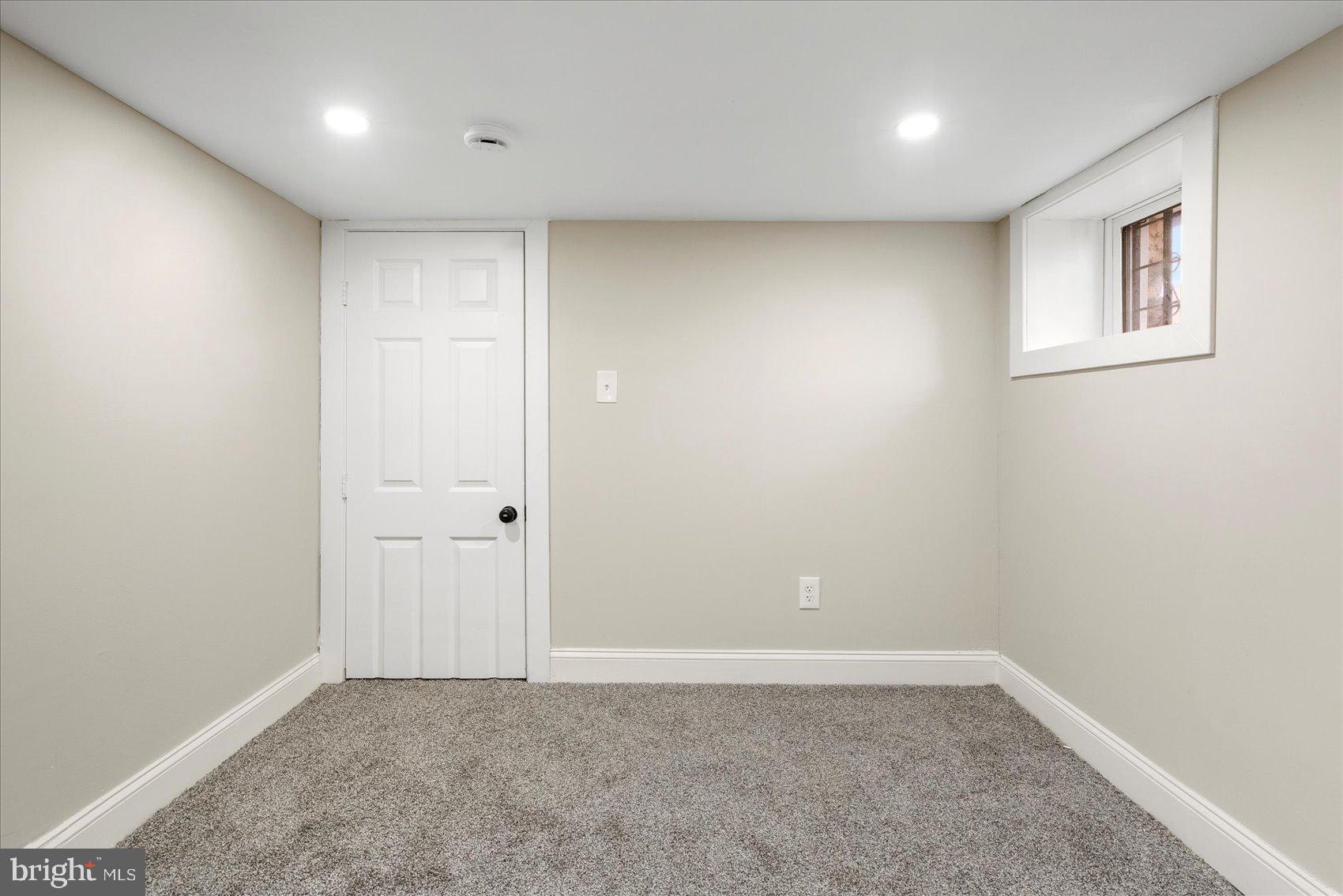 ARLINGTON - Residential