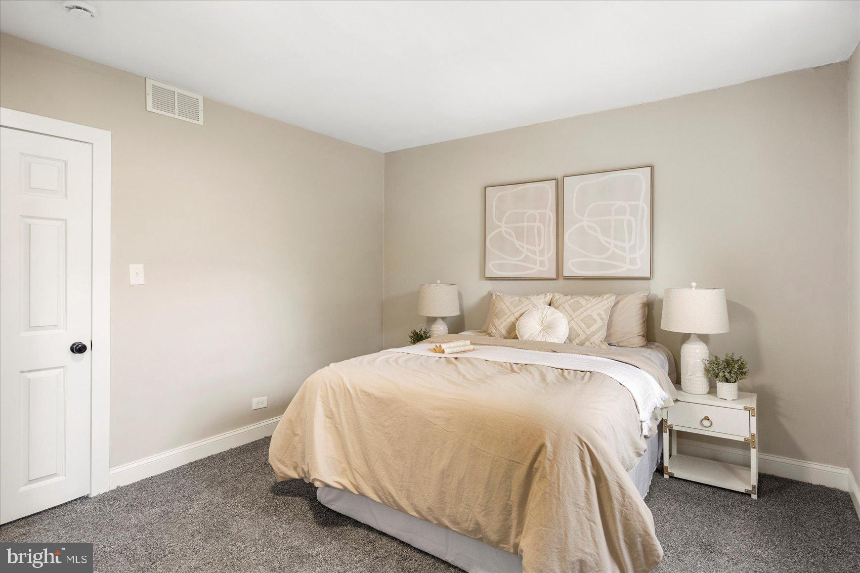 ARLINGTON - Residential