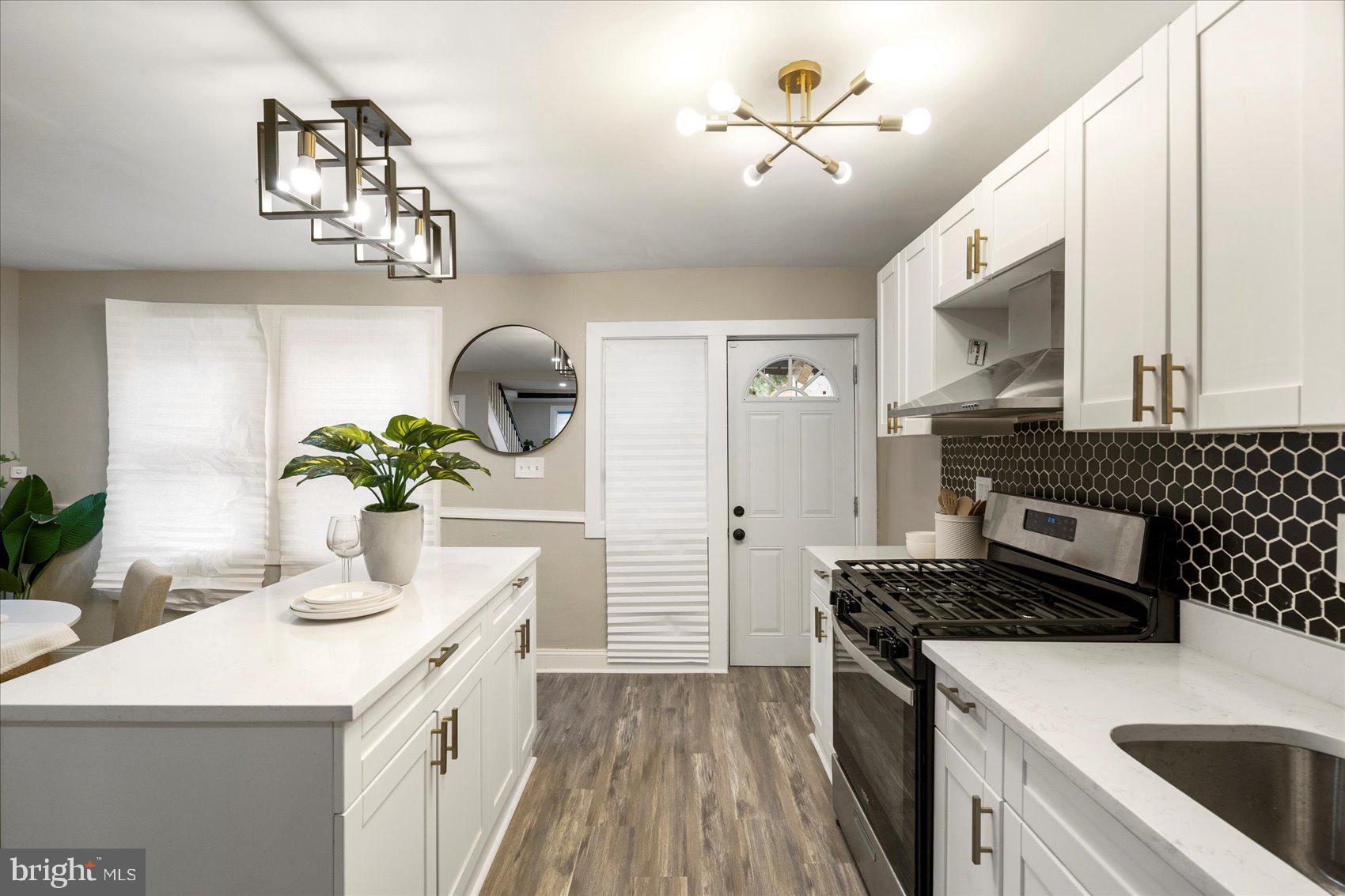 ARLINGTON - Residential