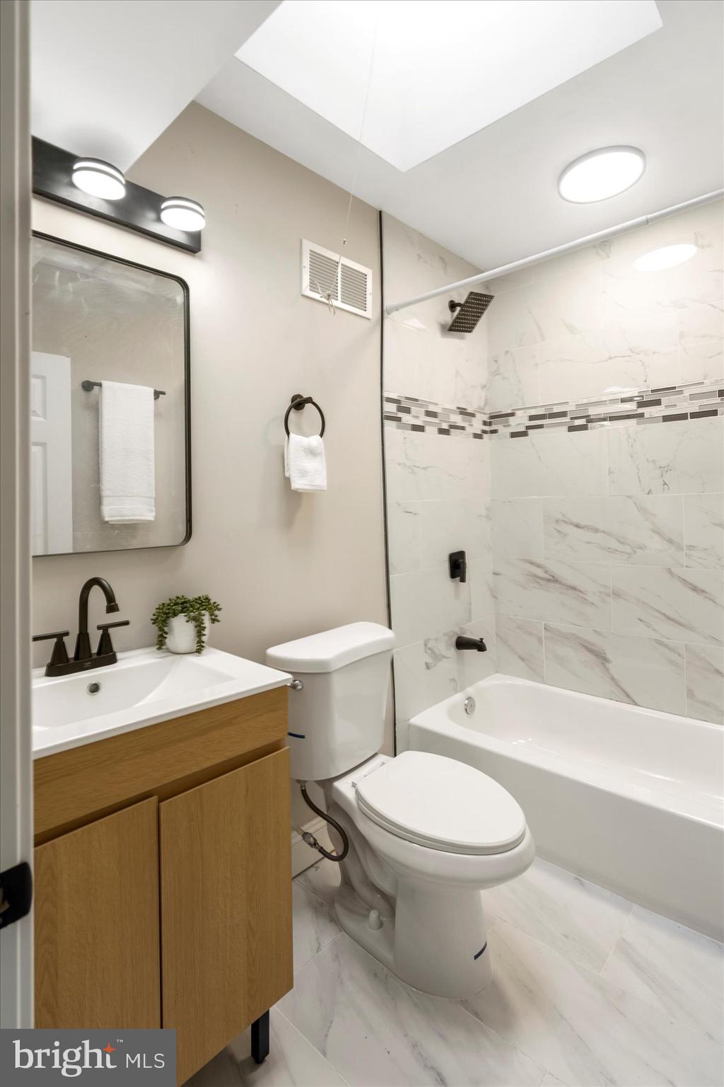 ARLINGTON - Residential