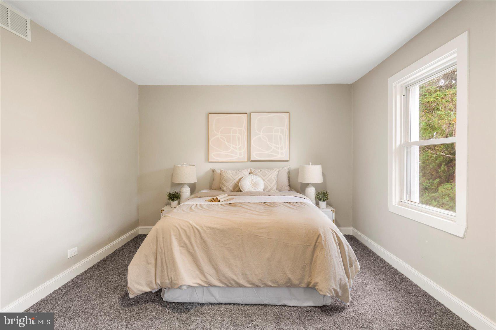 ARLINGTON - Residential