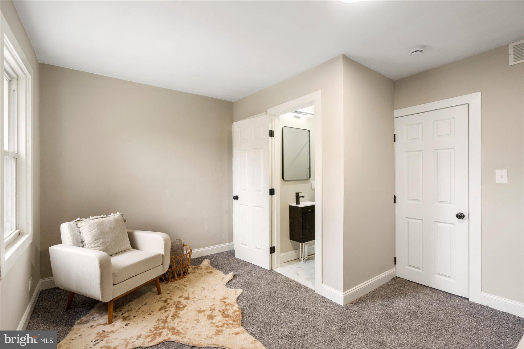 ARLINGTON - Residential