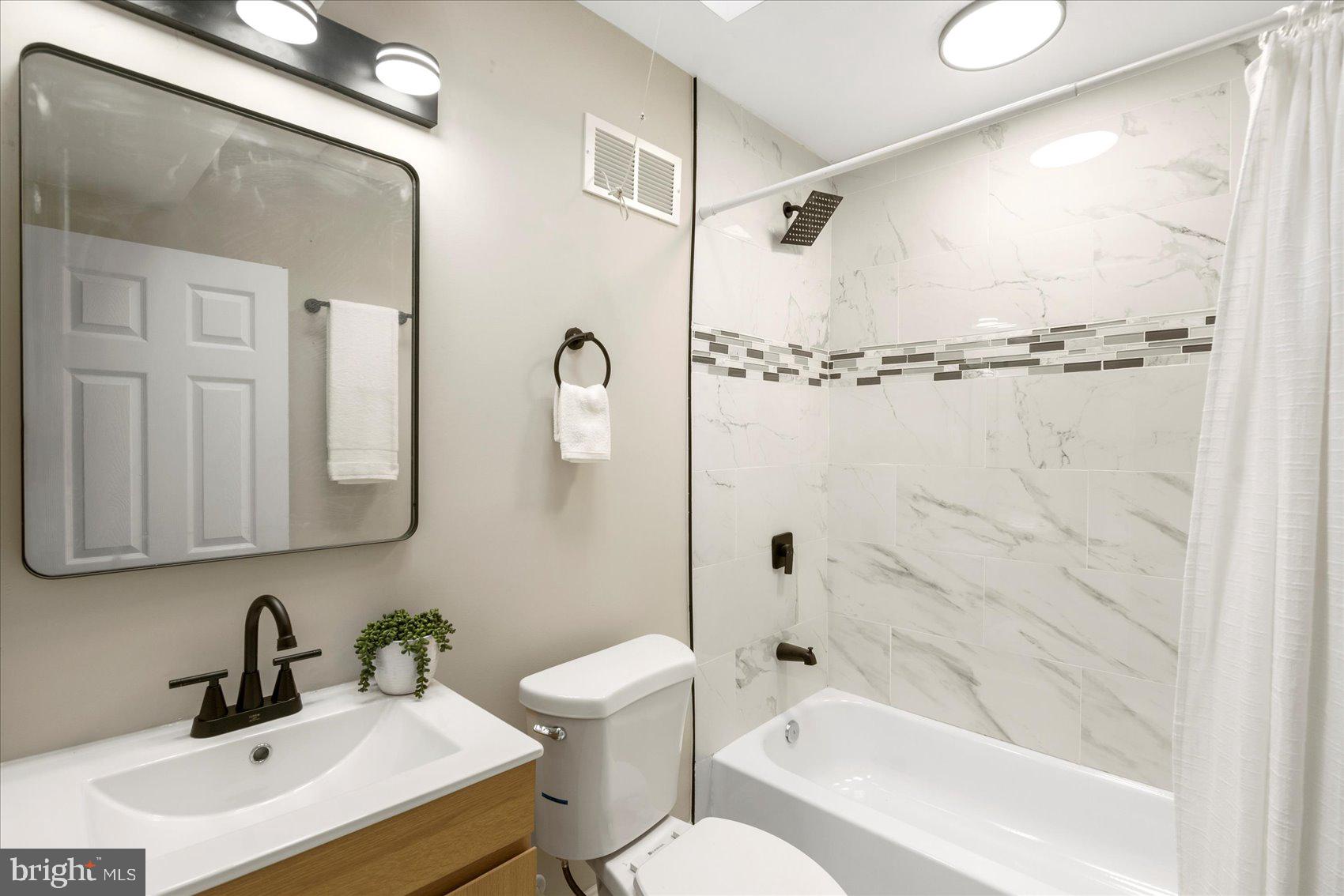 ARLINGTON - Residential