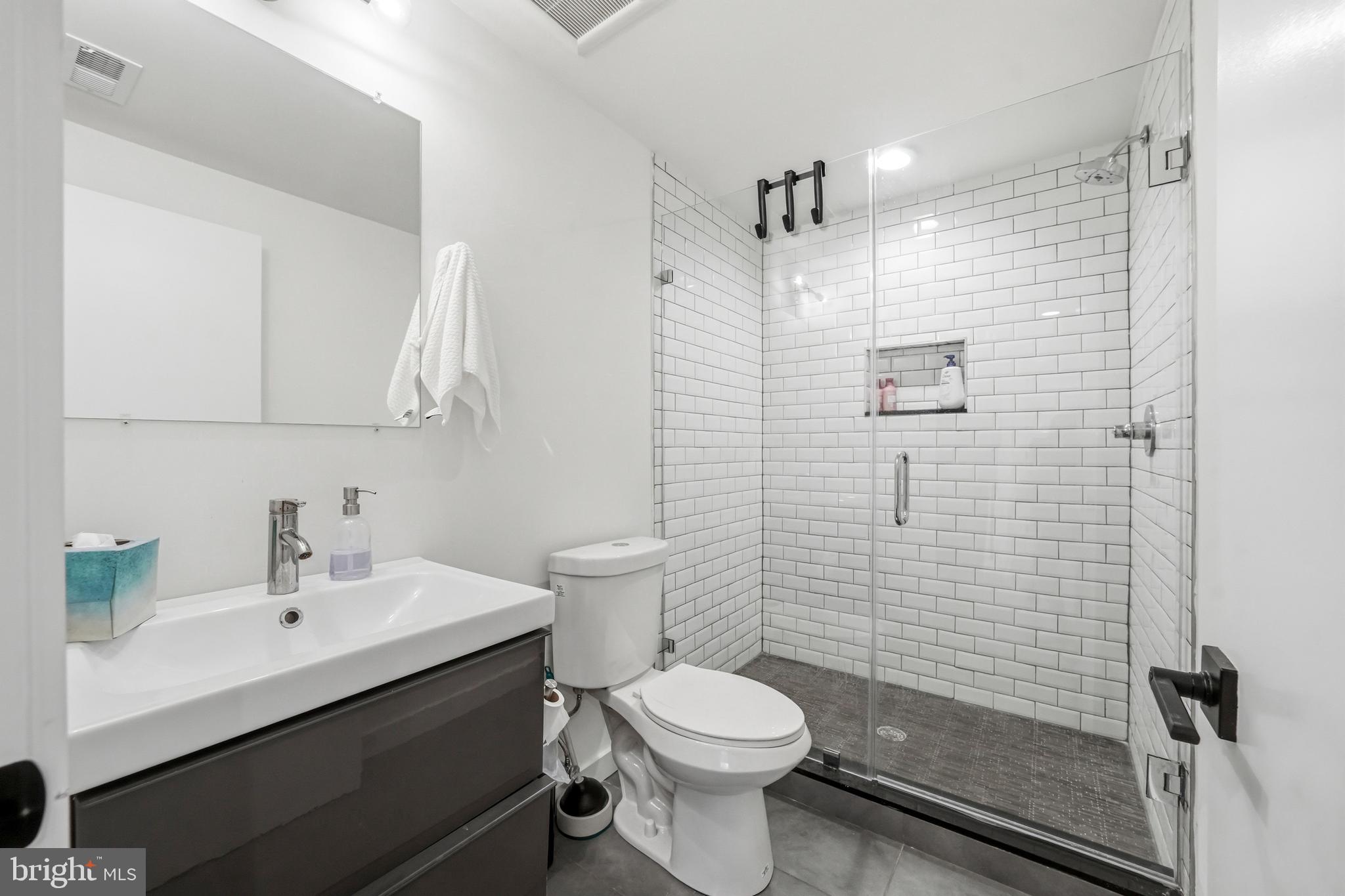 GRAYS FERRY - Residential