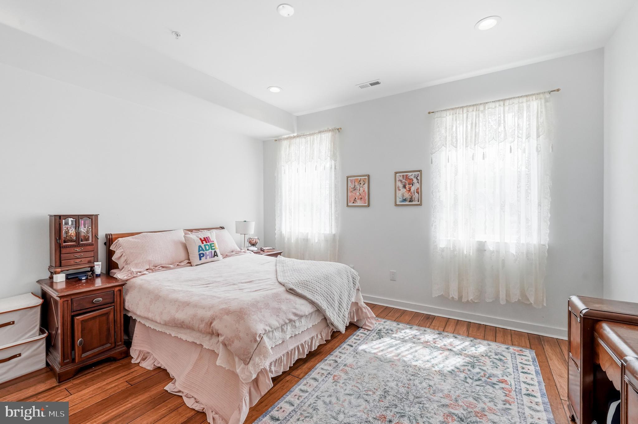 GRAYS FERRY - Residential