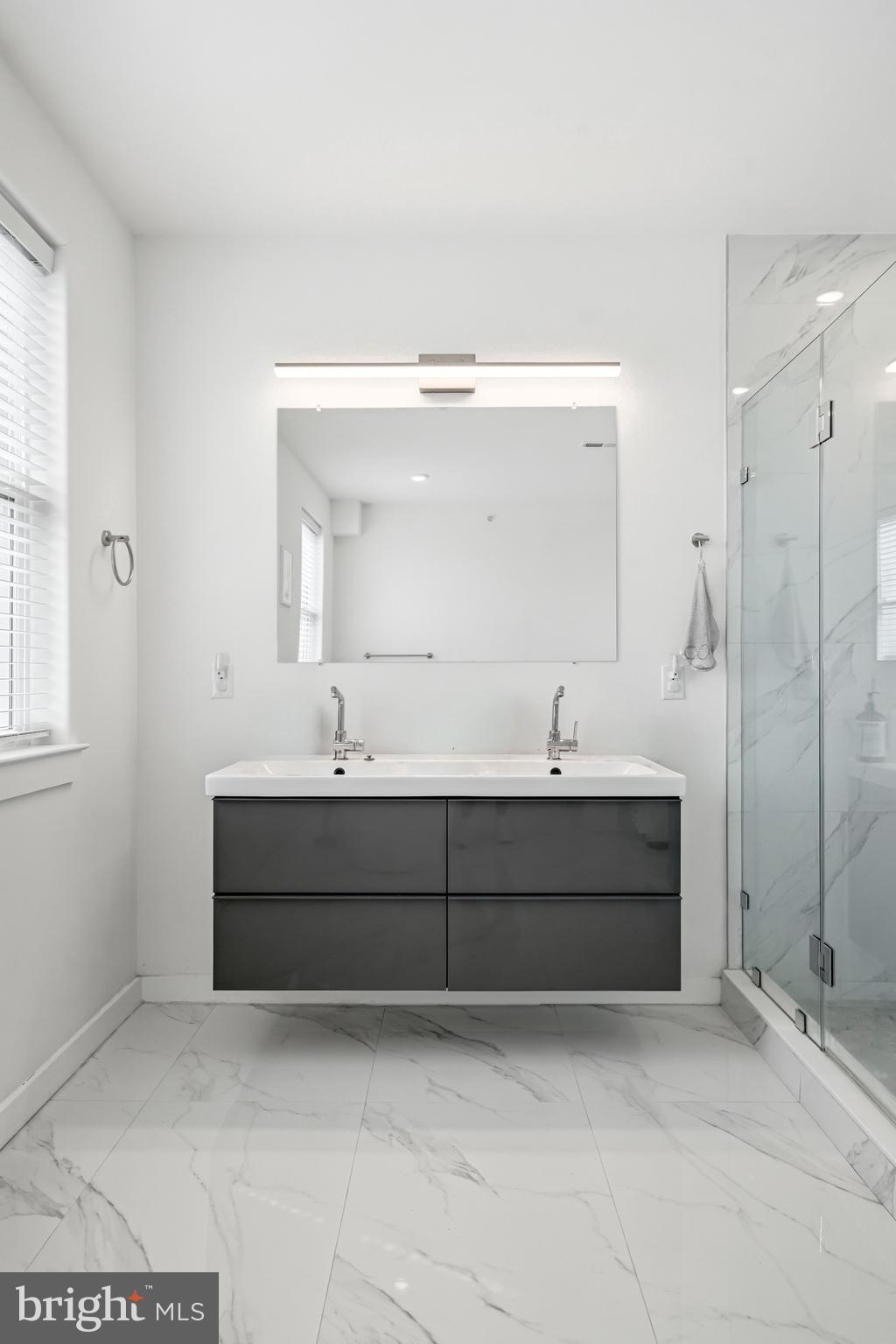 GRAYS FERRY - Residential
