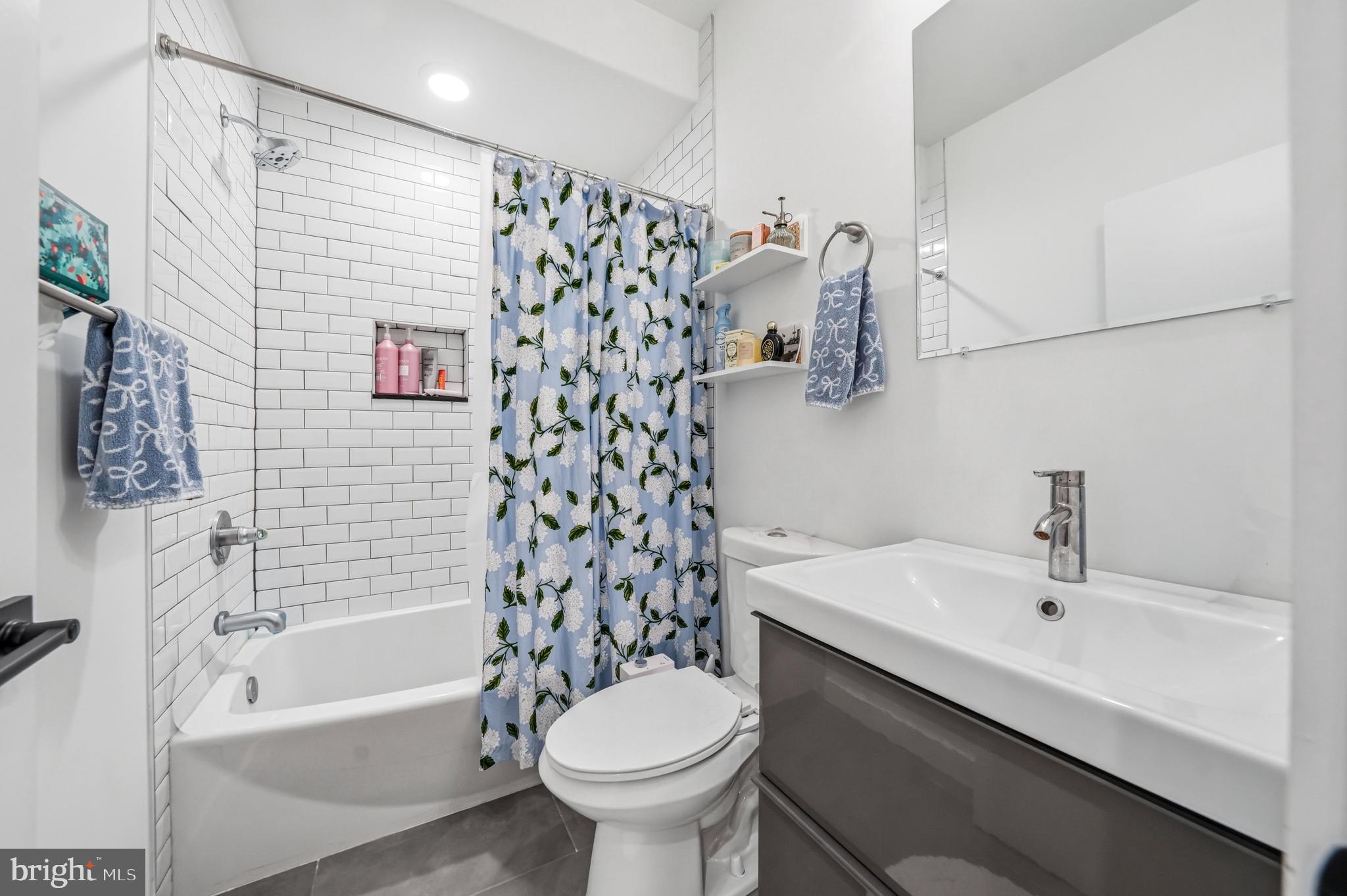 GRAYS FERRY - Residential