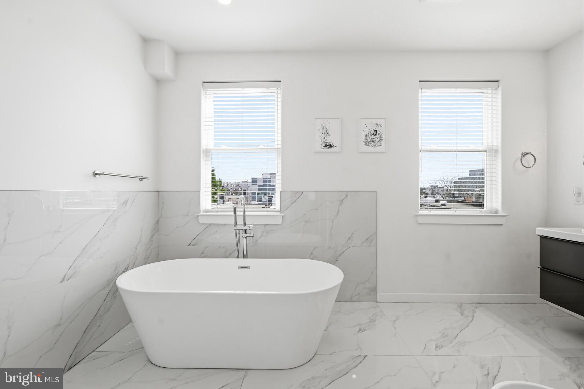 GRAYS FERRY - Residential