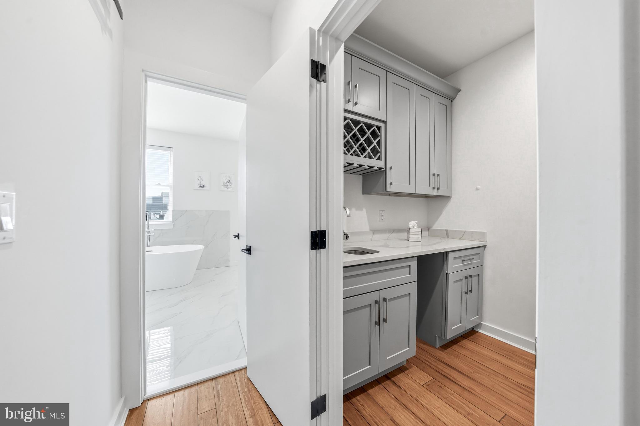 GRAYS FERRY - Residential
