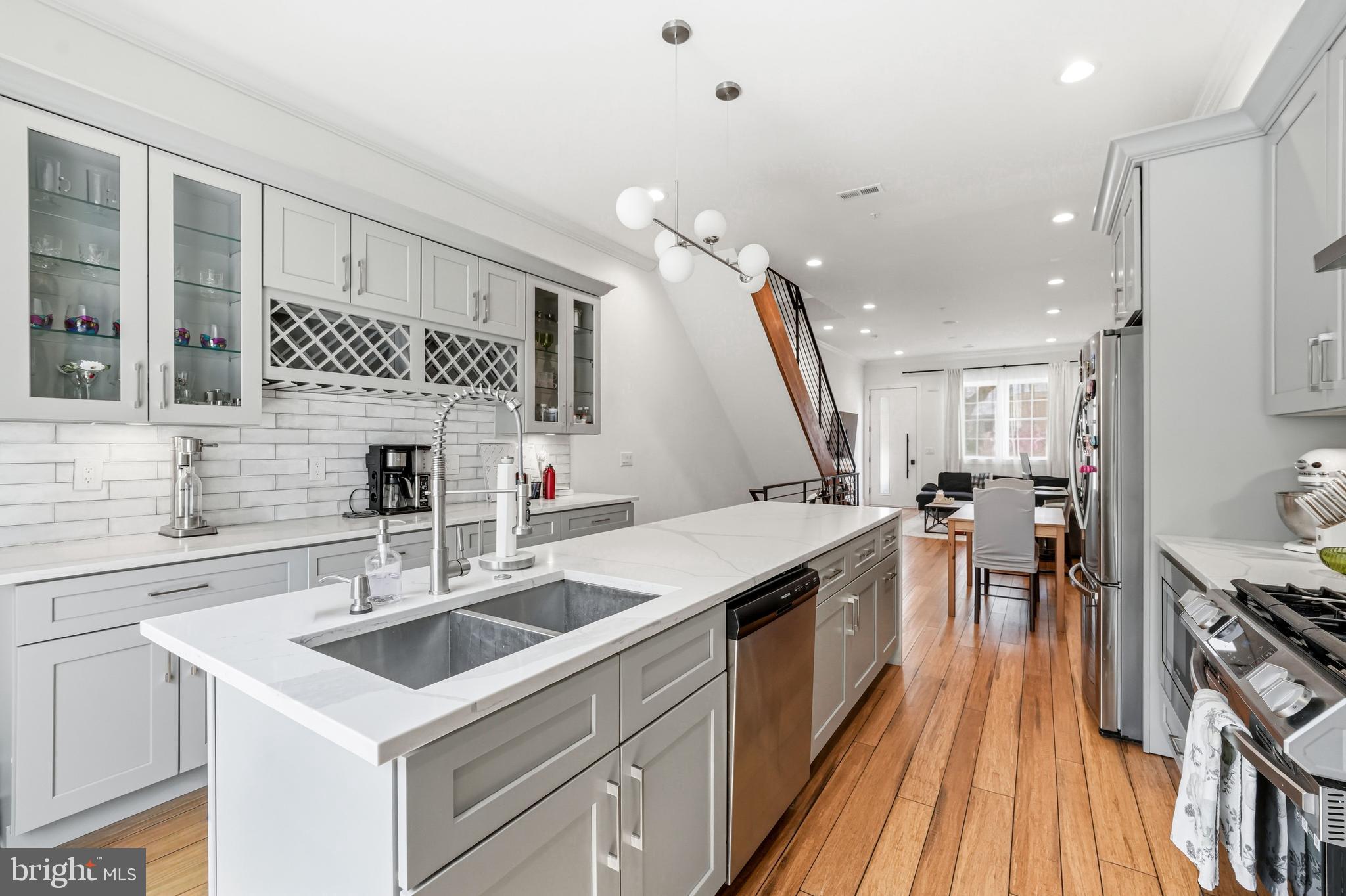 GRAYS FERRY - Residential