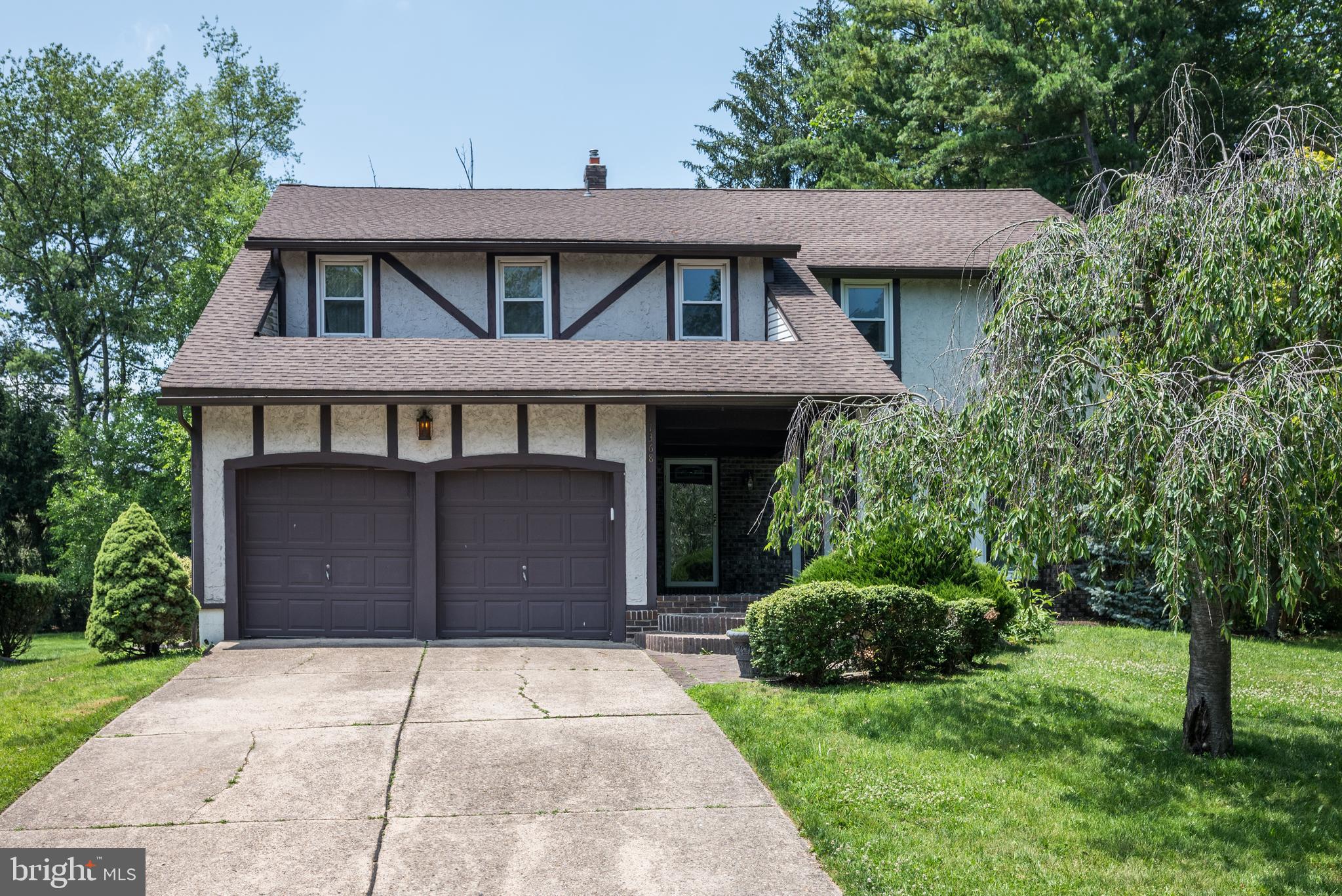 1368 BUNKER HILL DRIVE