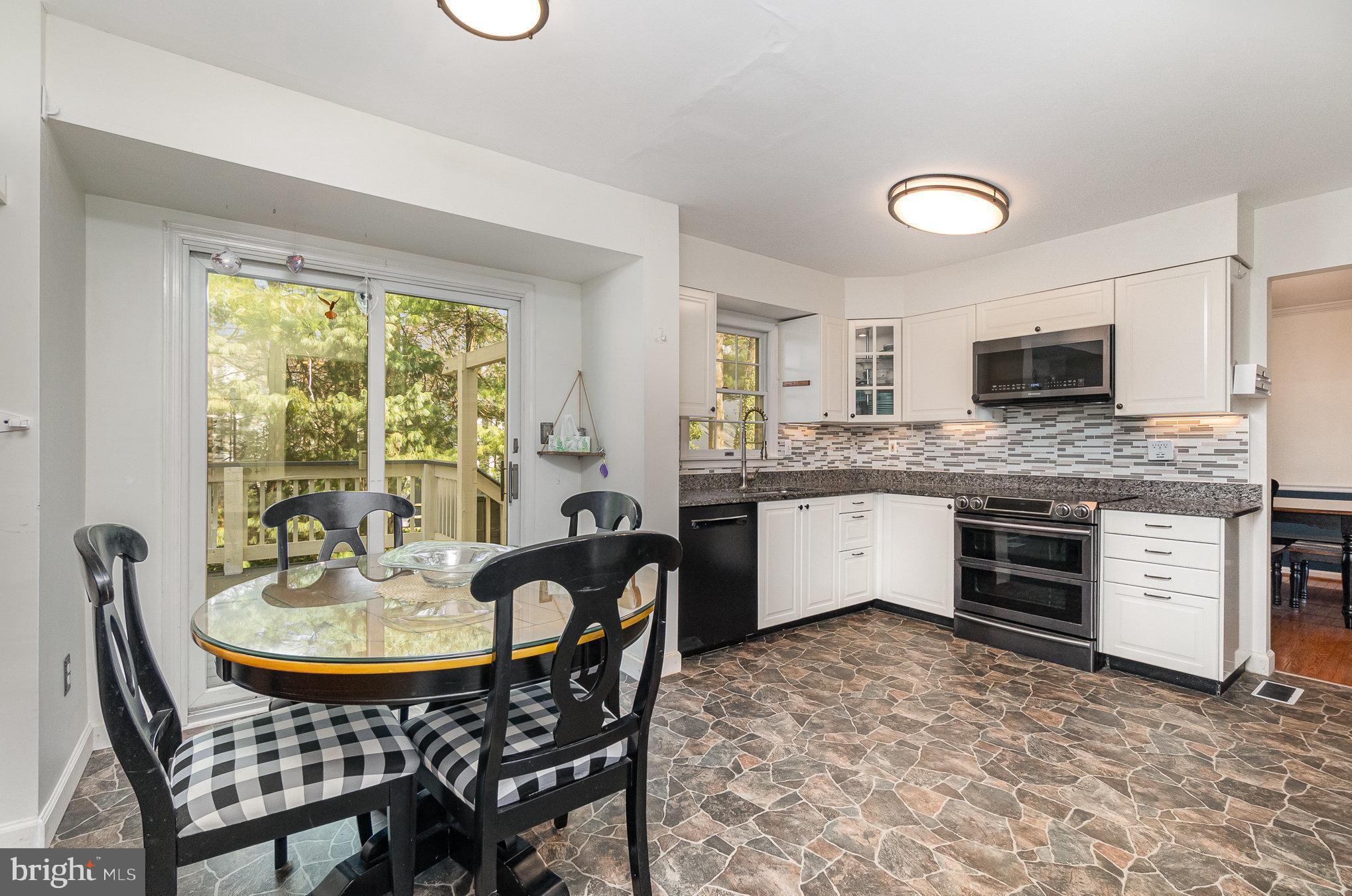 VALEWOOD ESTATES - Residential