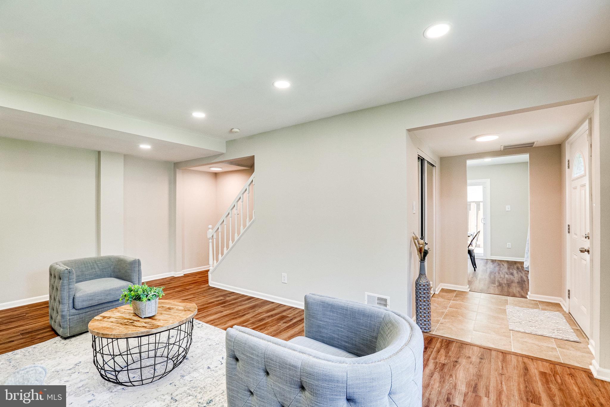 THE HIGHLANDS - Residential