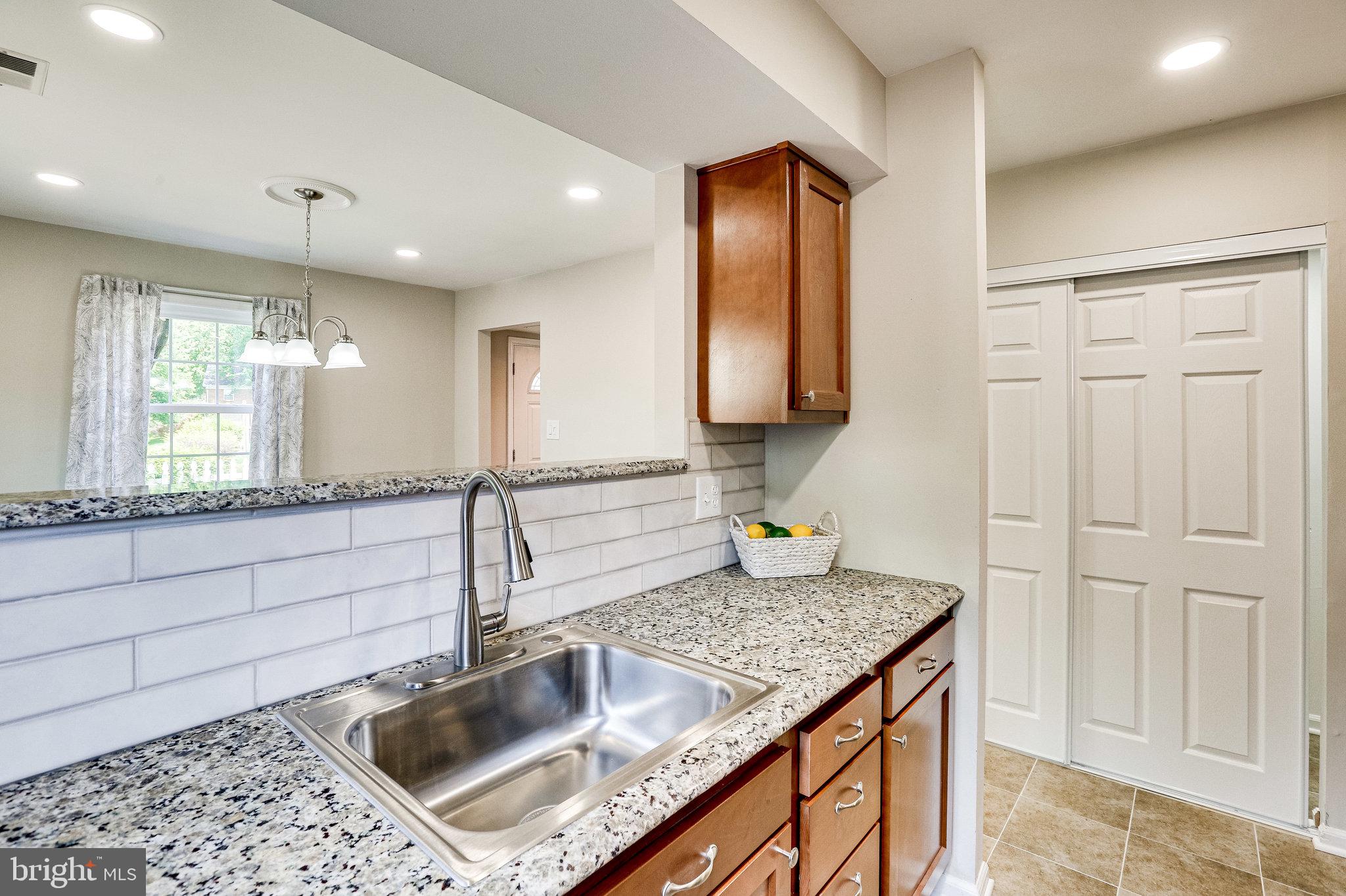 THE HIGHLANDS - Residential