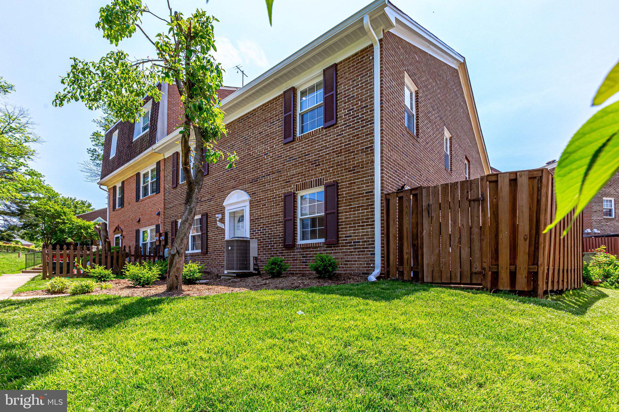 THE HIGHLANDS - Residential