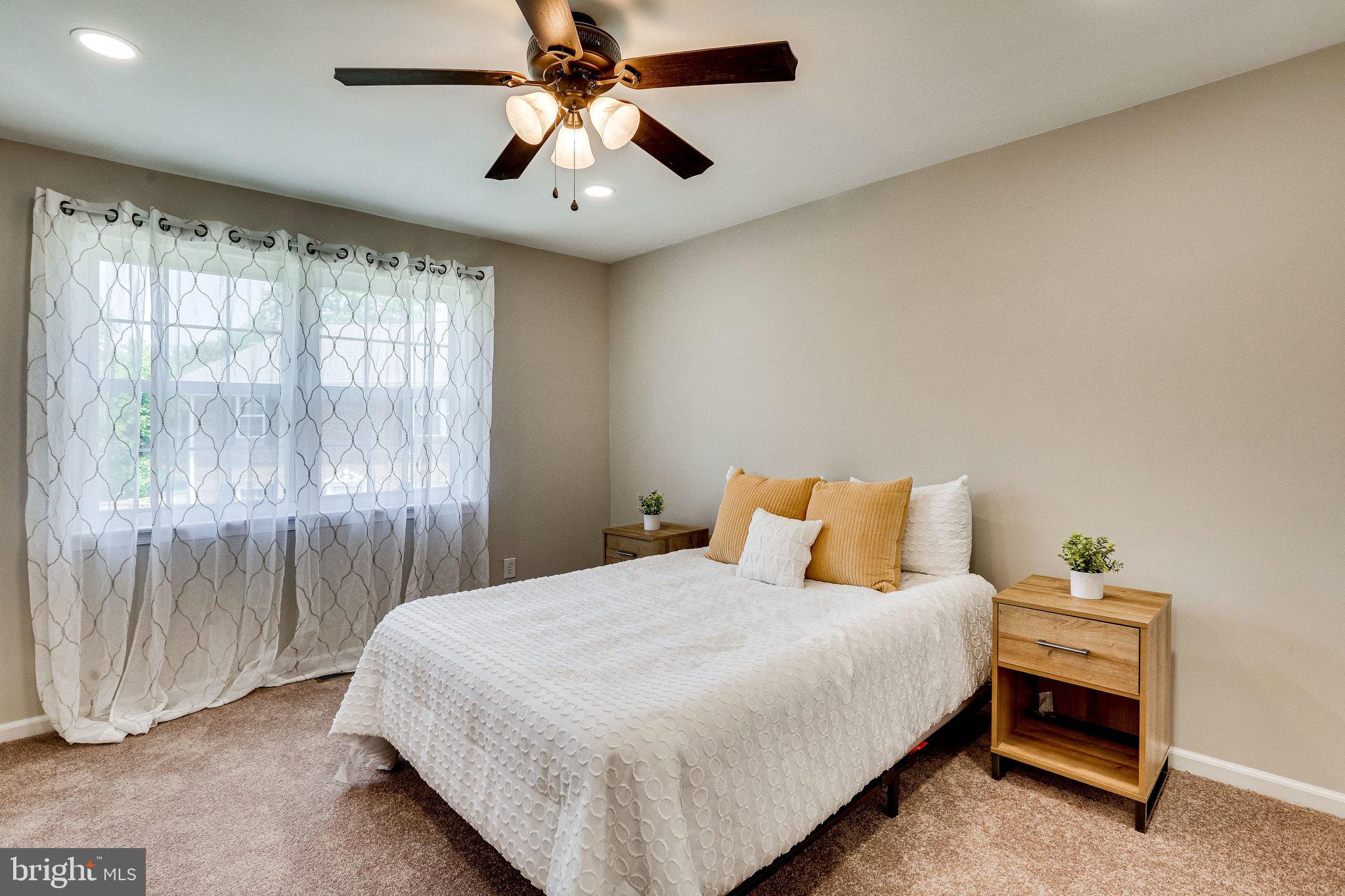 THE HIGHLANDS - Residential