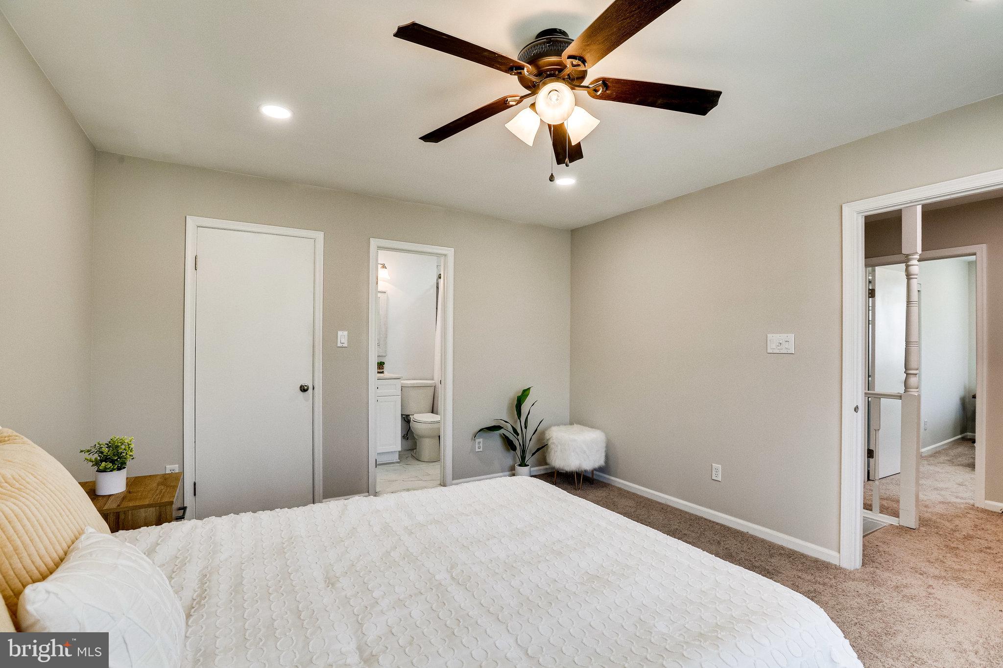 THE HIGHLANDS - Residential