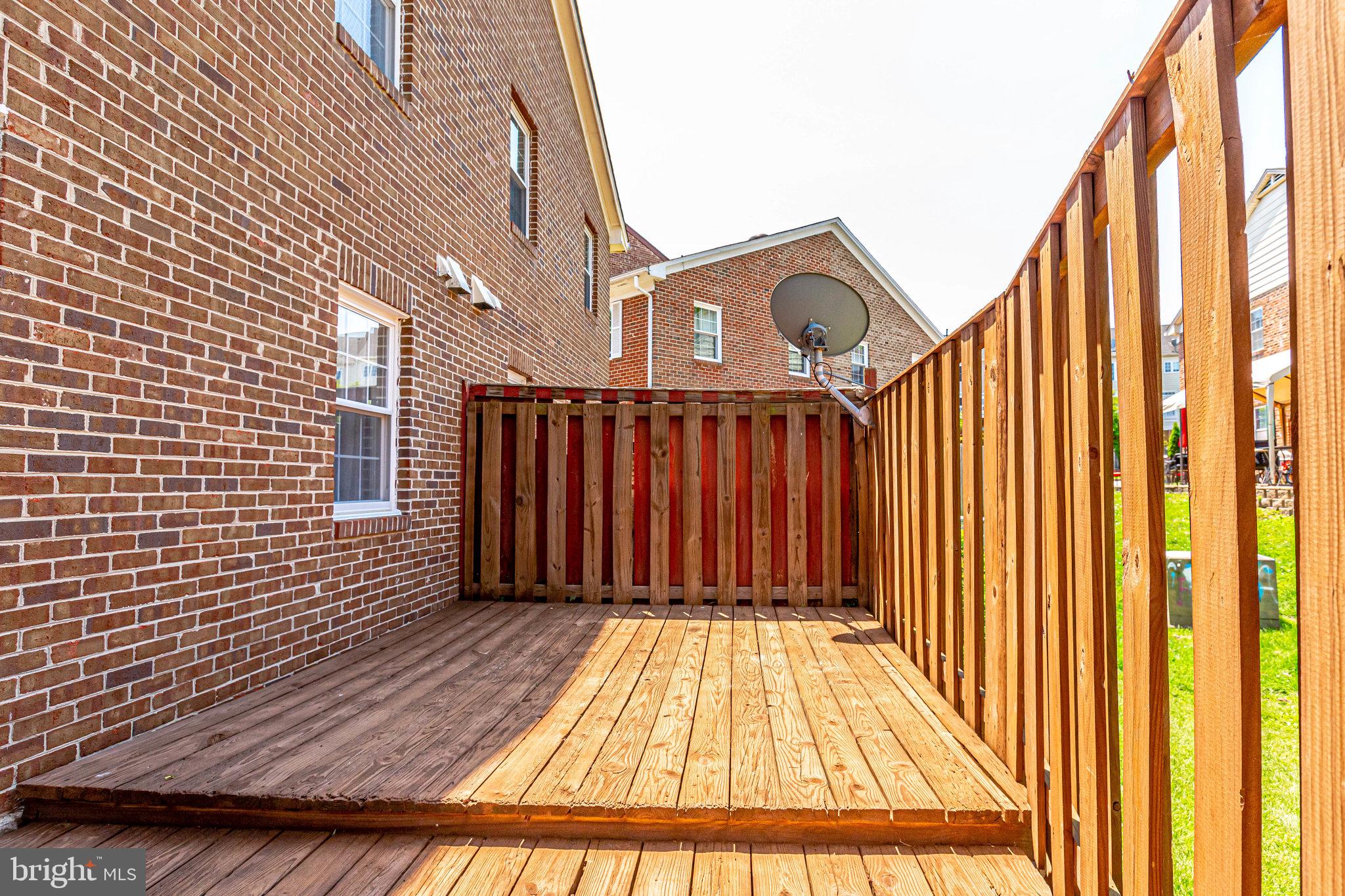 THE HIGHLANDS - Residential